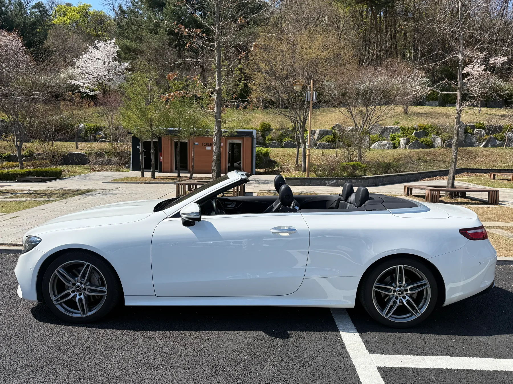 벤츠 W213 E220D cabriolet 2019 사진 3