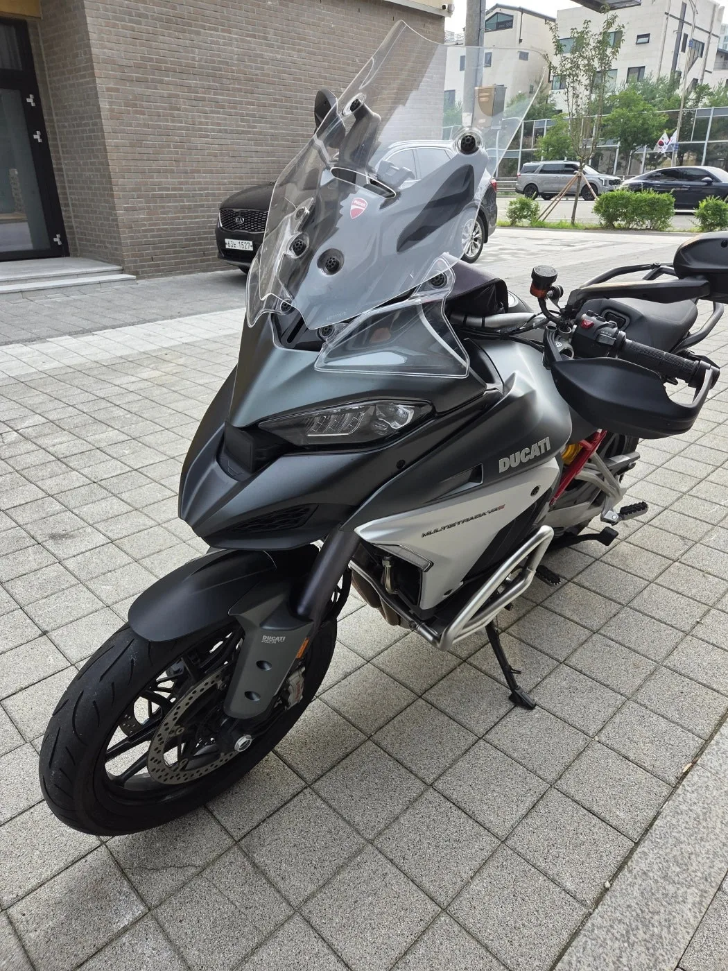 두카티 멀티스트라다 V4 S 2023 건메탈 사진 6