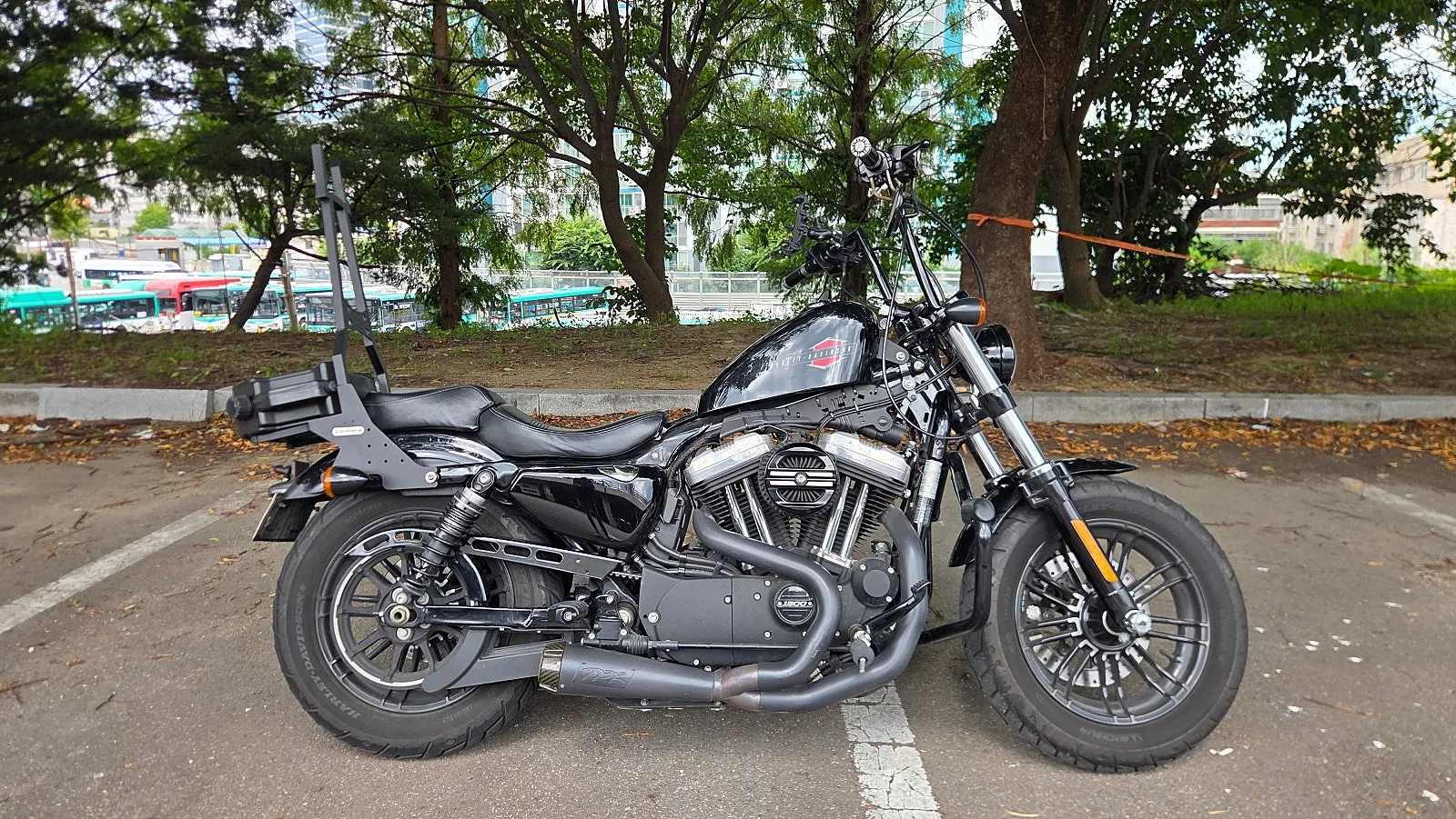 할리데이비슨 포티에잇 2019 블랙