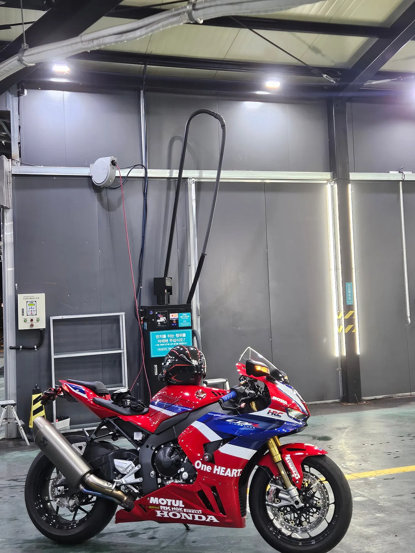 혼다 CBR 1000 RR SP 2025 사진 2