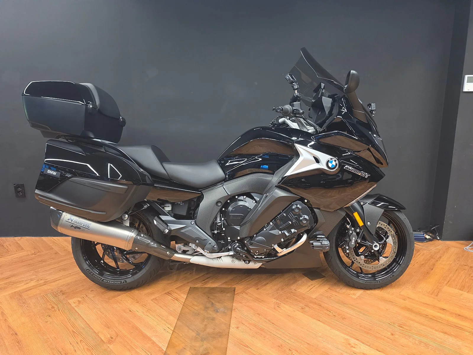 BMW K 1600 GT 2022 브라운