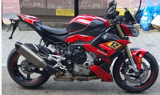 BMW S 1000 R 2025 레드 사진 1