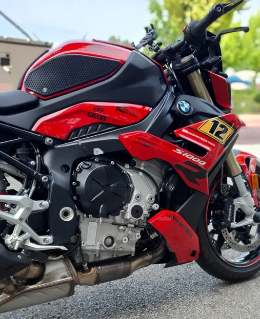 BMW S 1000 R 2025 레드 사진 2