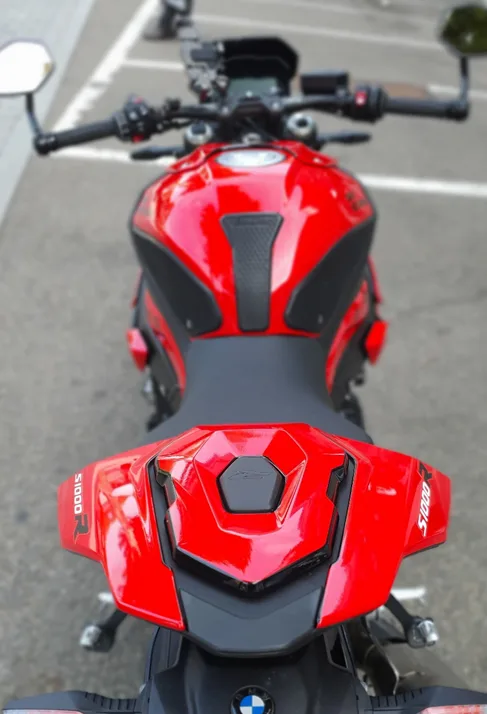 BMW S 1000 R 2025 레드 사진 3