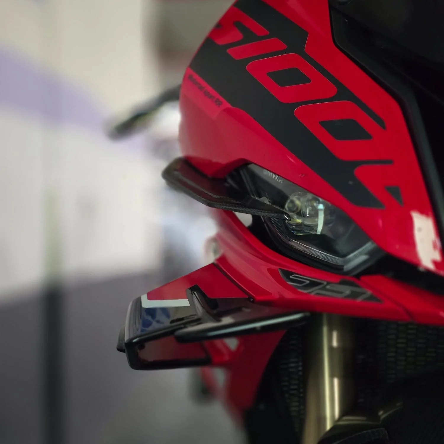 BMW S 1000 RR 레이스팩 2023 레드 사진 8
