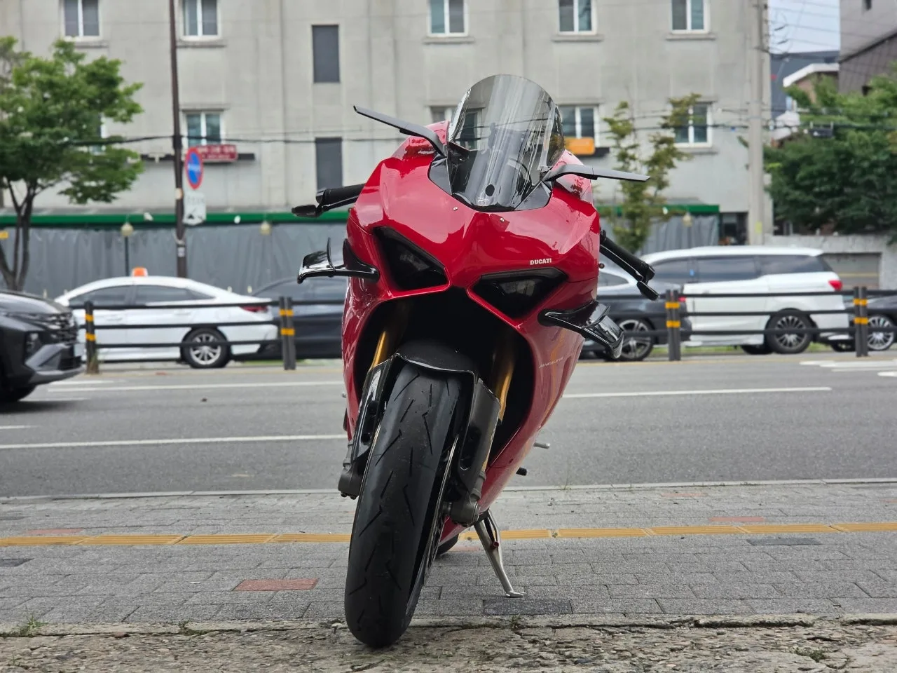두카티 파니갈레 V4 S 2020 레드