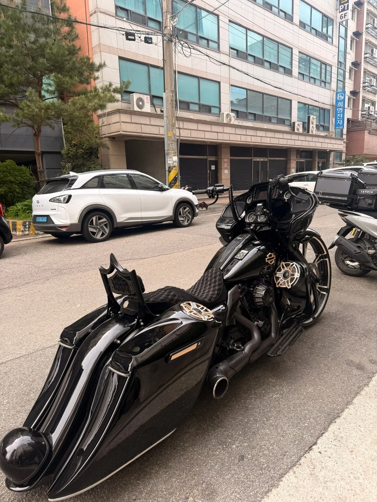 할리데이비슨 로드 글라이드 ST 2022 블랙 사진 7