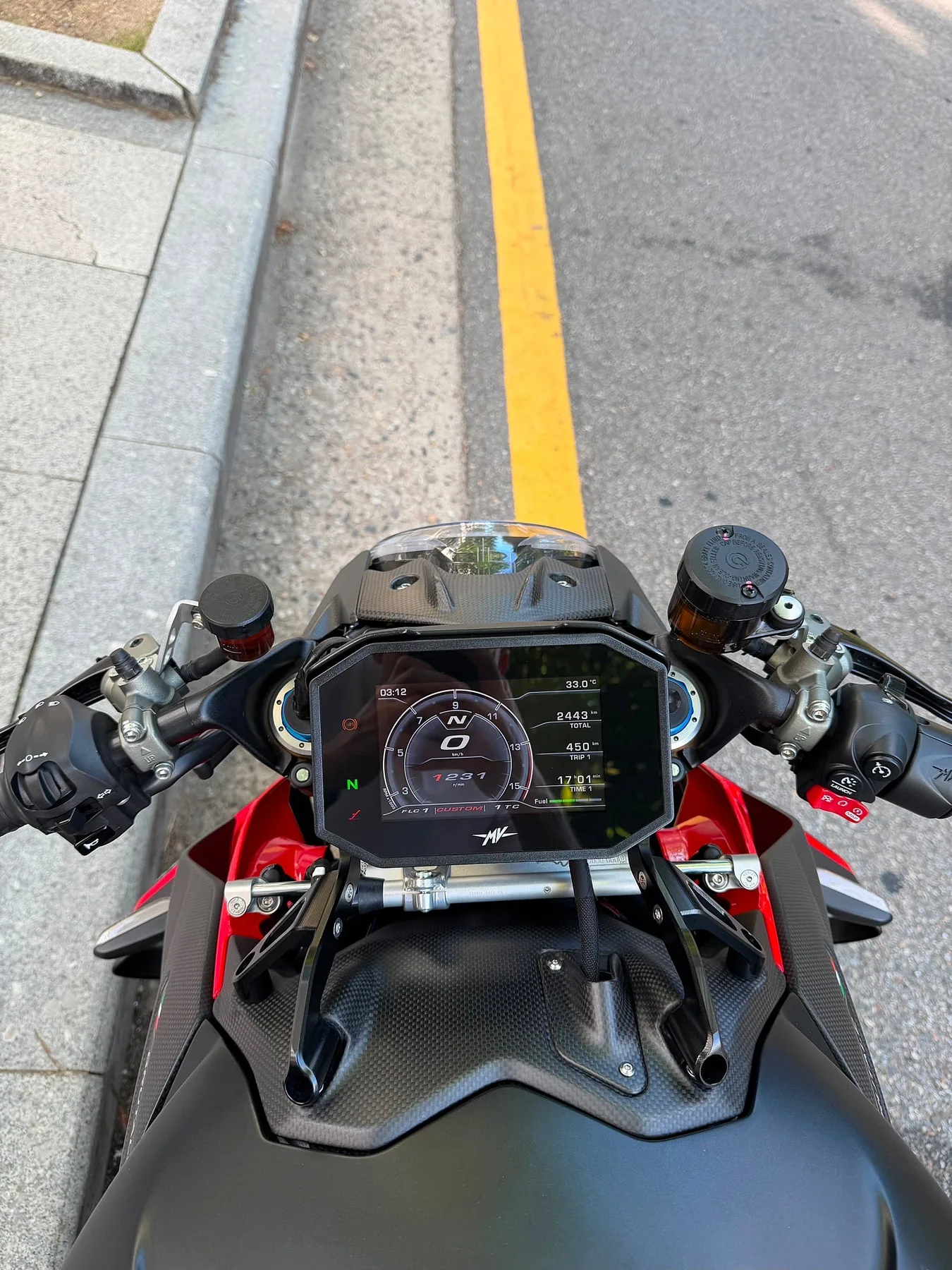 MV아구스타 브루탈레 1000 RR 2023 블랙 사진 8