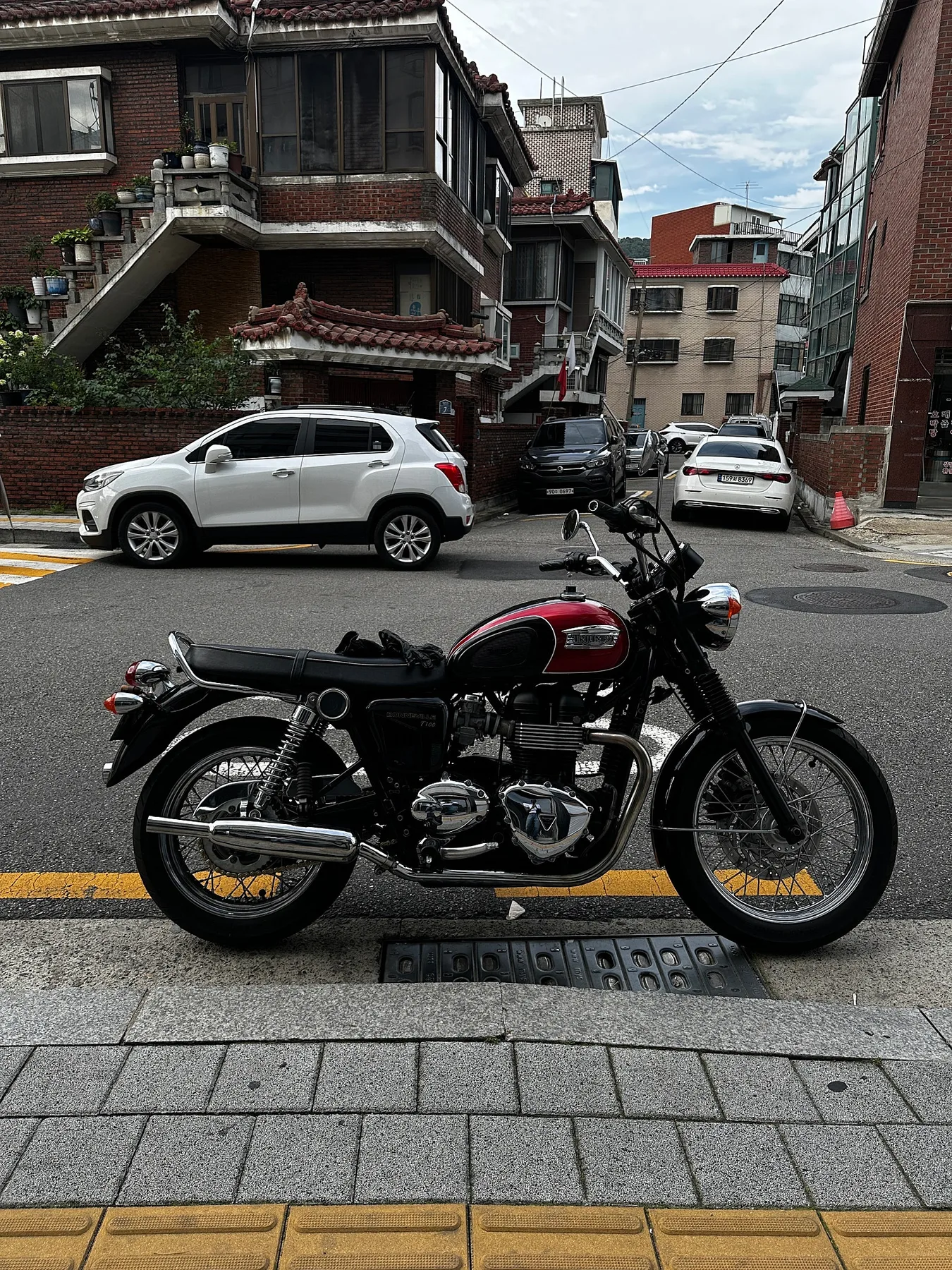 트라이엄프 본네빌 T100 2014 레드 사진 3