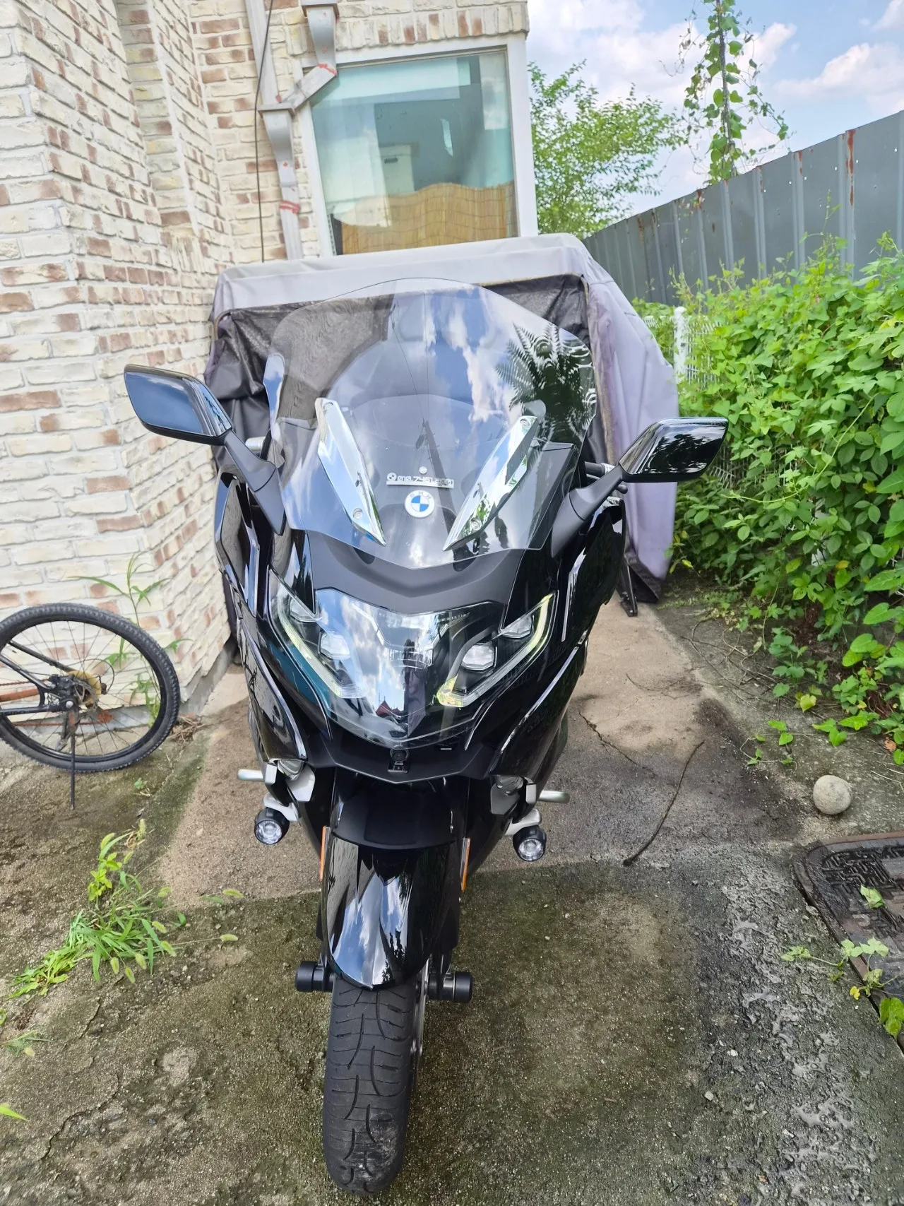 BMW K 1600 GTL 2024 블랙 사진 3