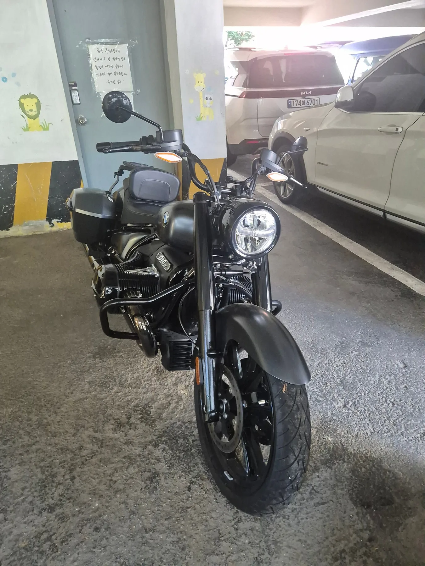 BMW R 18 2024 블랙 사진 3