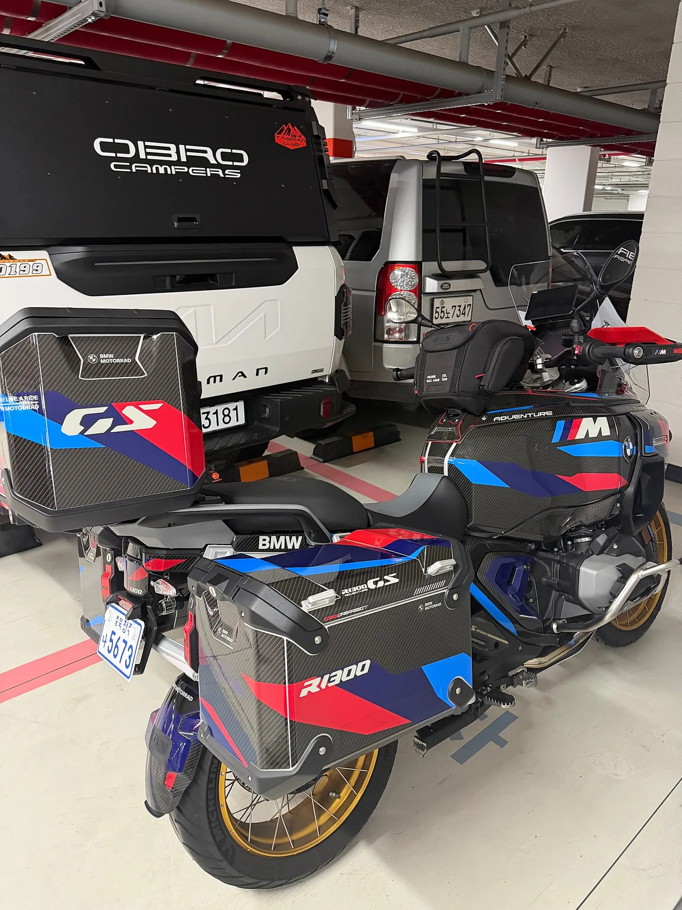 BMW R 1300 GS Adventure 2025 블랙 사진 8