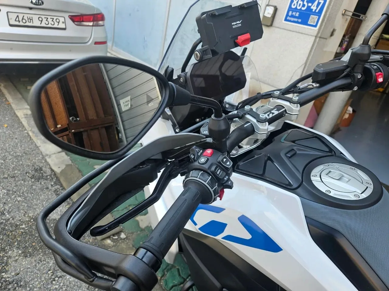 BMW R 1300 GS 2025 흰색 사진 2