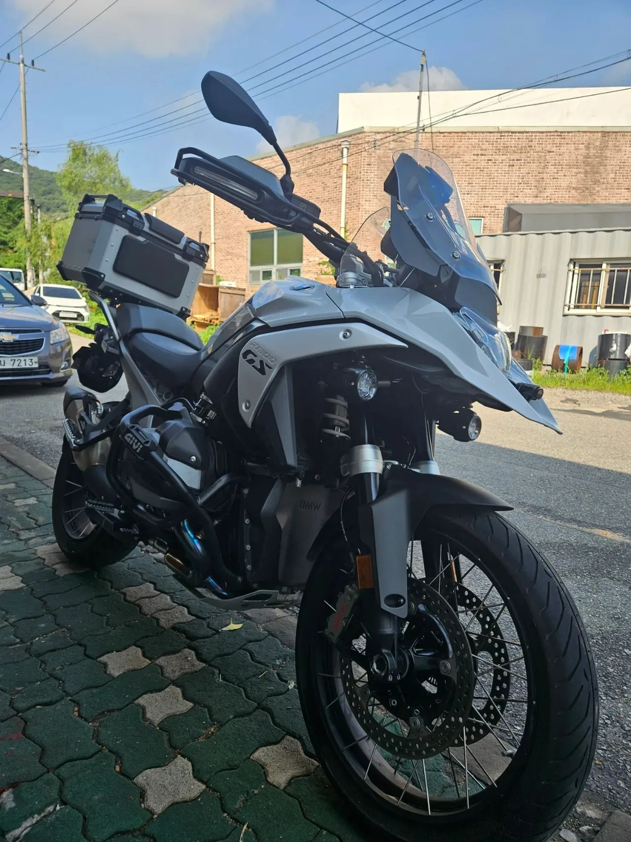 BMW R 1300 GS 2025 흰색 사진 4