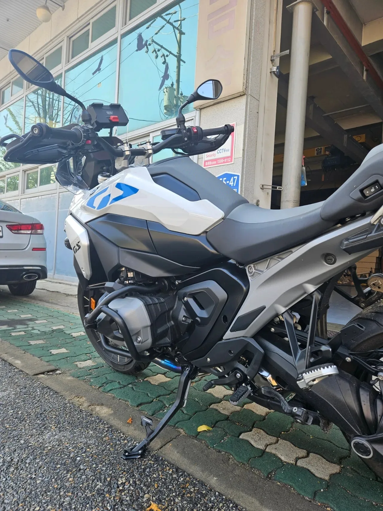 BMW R 1300 GS 2025 흰색 사진 6