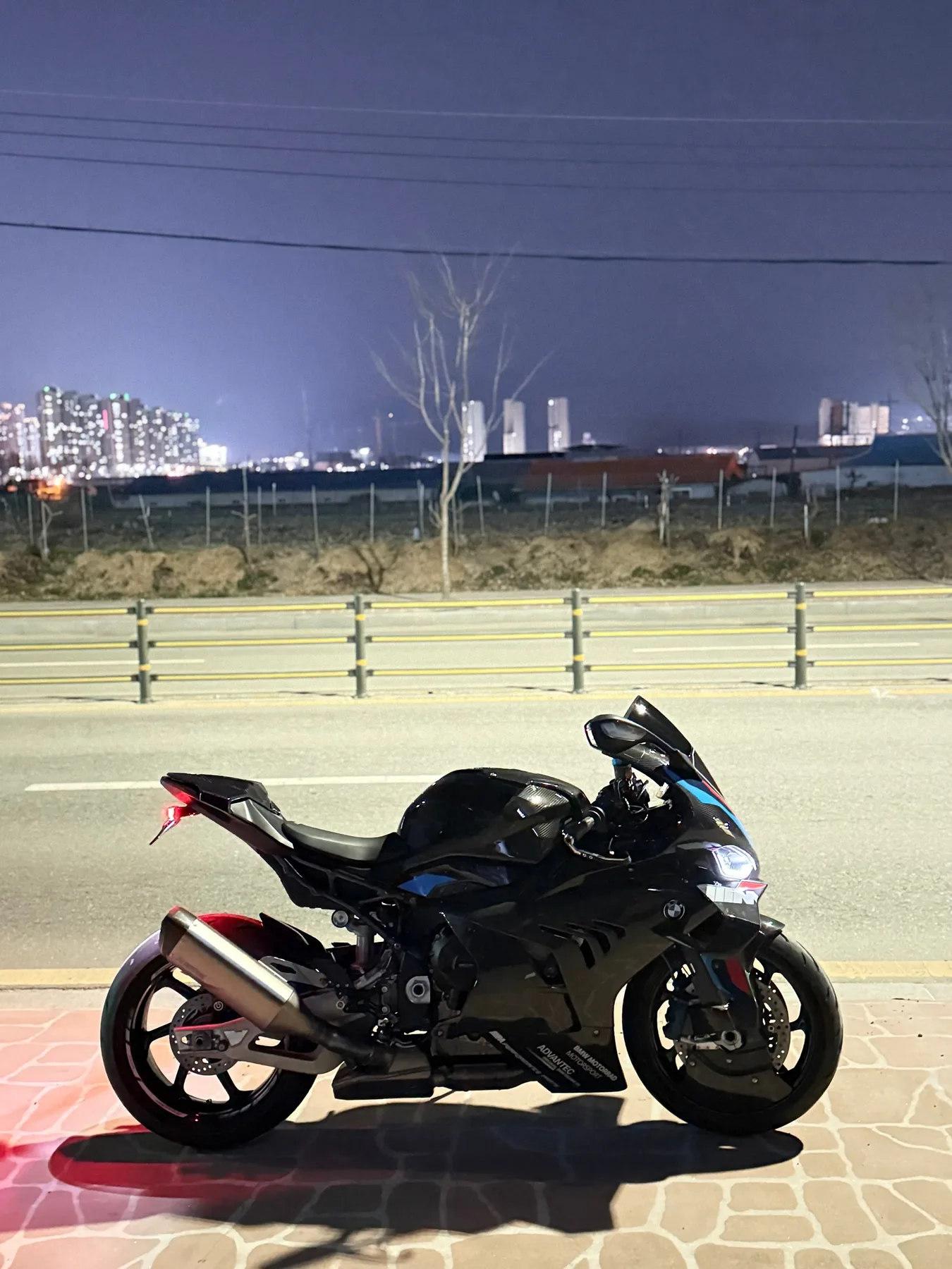BMW M 1000 RR 컴페티션 2024 블랙 사진 1