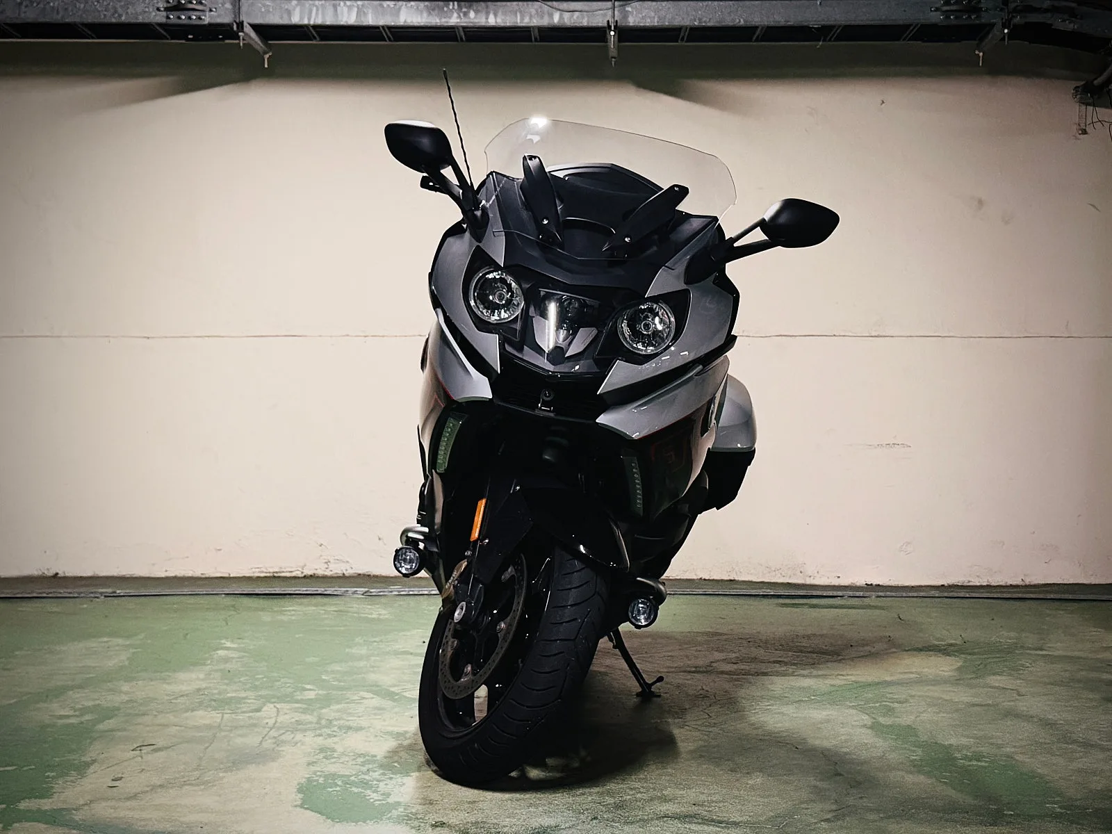 BMW K 1600 GT 2021 블랙 사진 1