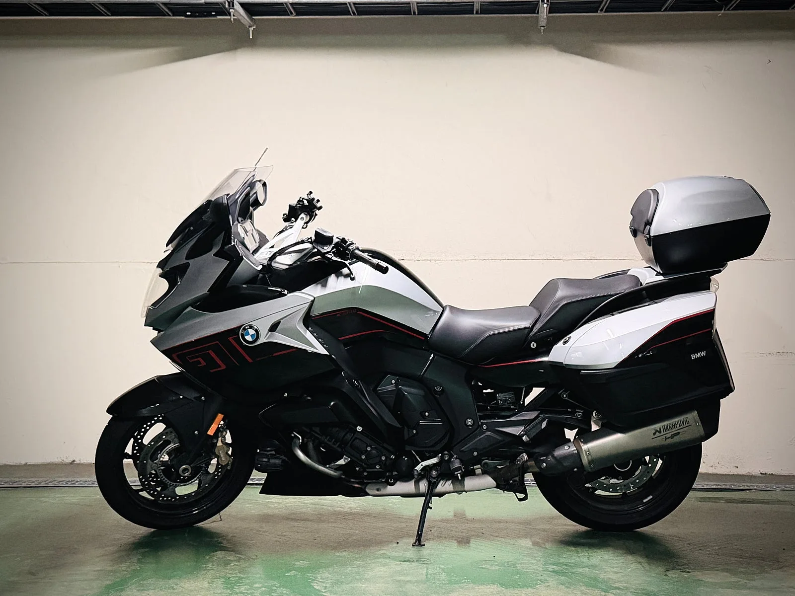 BMW K 1600 GT 2021 블랙 사진 2