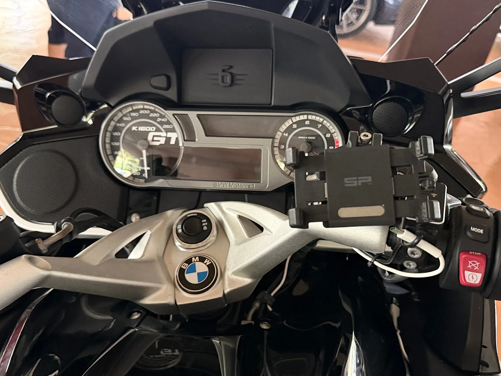 BMW K 1600 GT 2021 블랙 사진 4