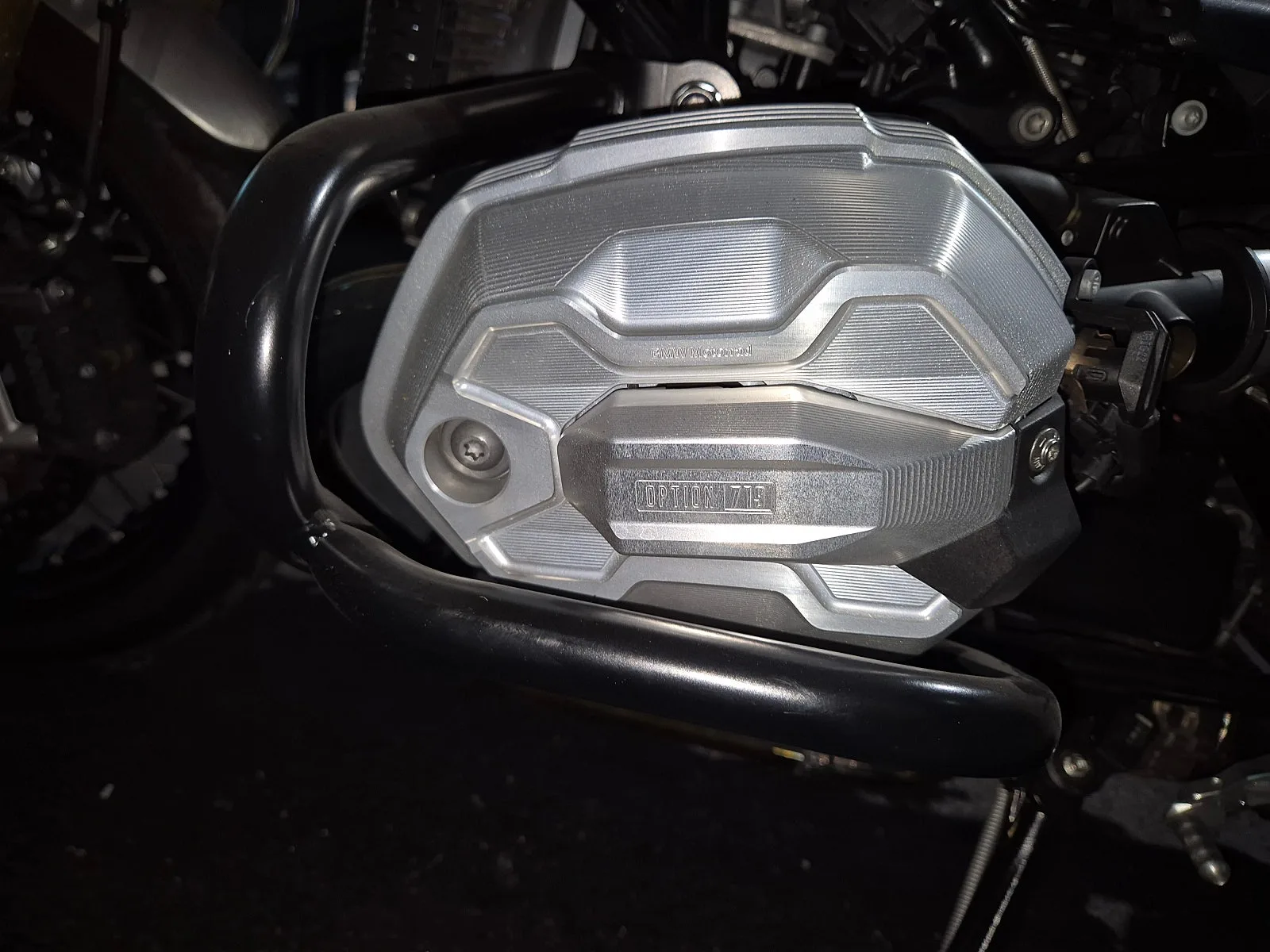 BMW R nineT 노멀 Option 719 에디션 2023 화이트 사진 8