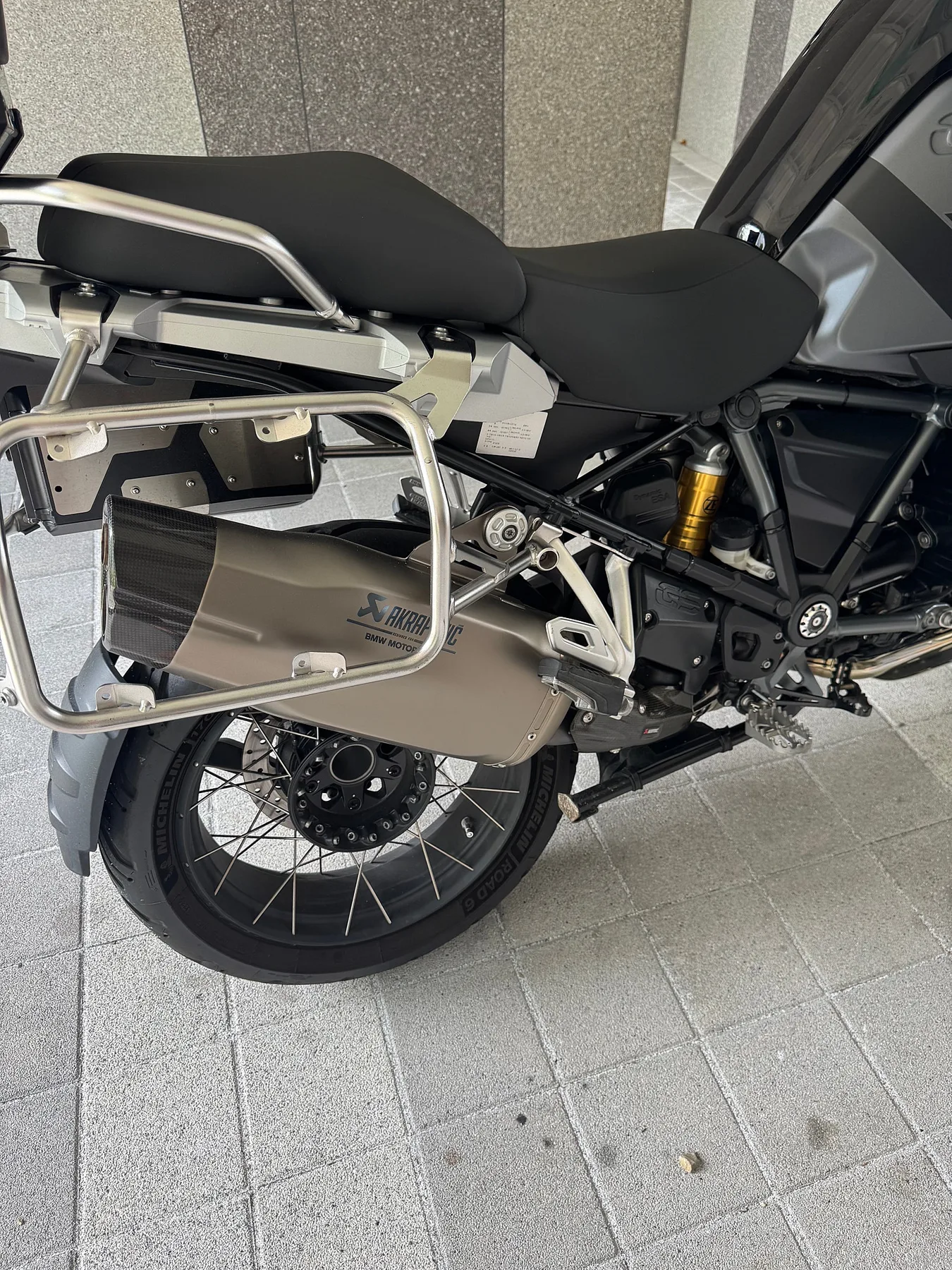 BMW R 1250 GS ADV 2022 블랙 사진 4
