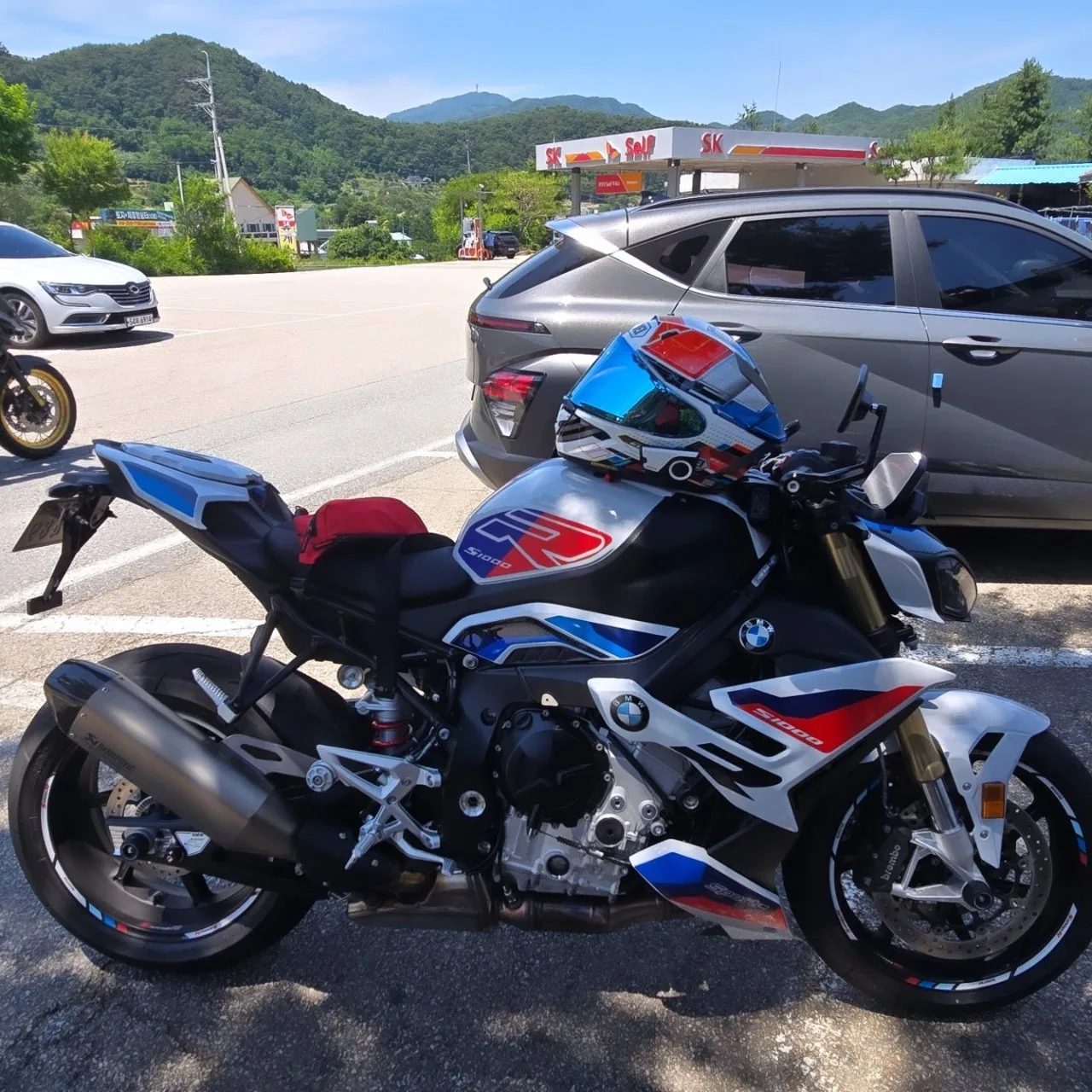 BMW S 1000 R M패키지 2026 블랙 사진 4