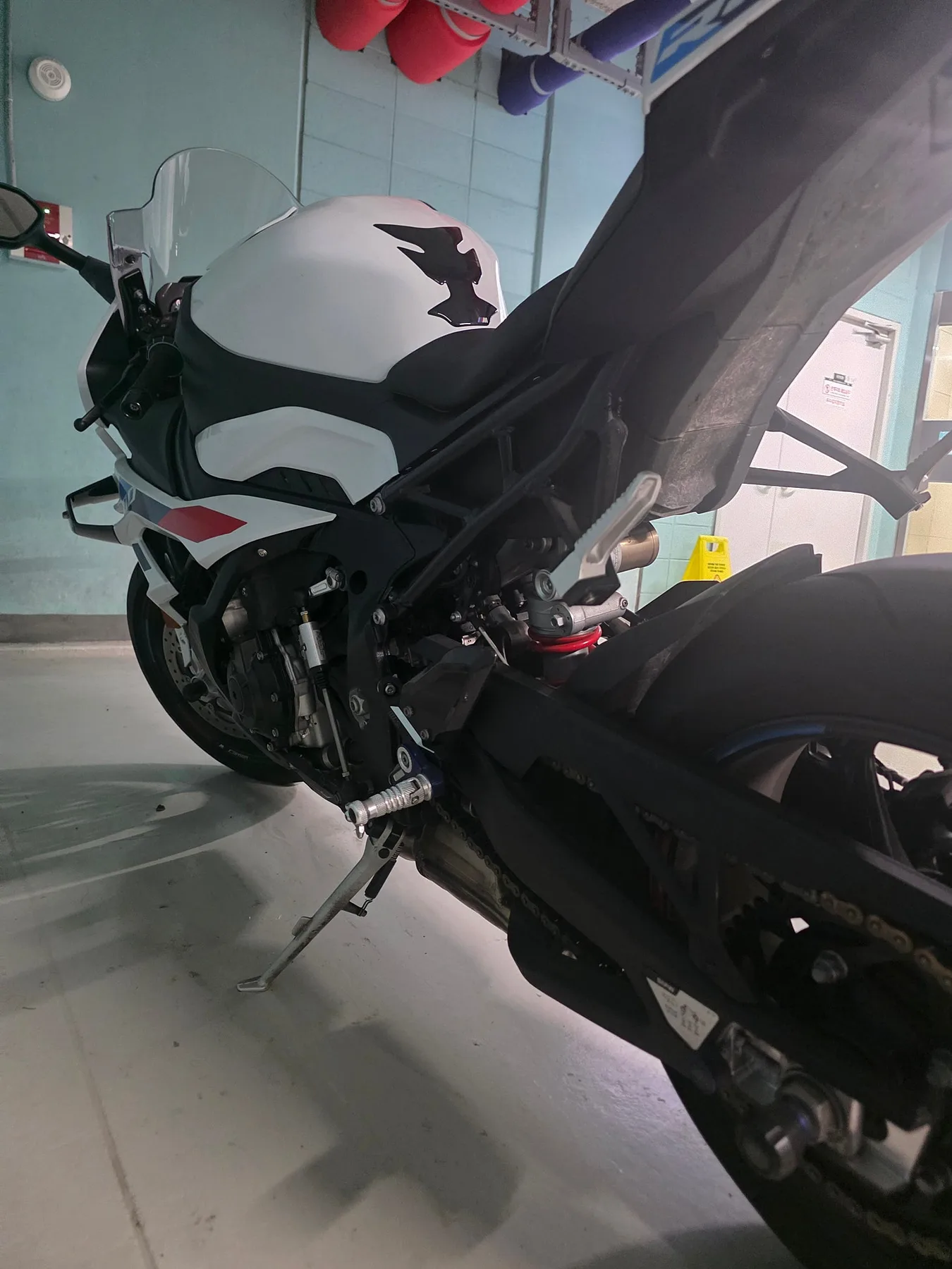 BMW S 1000 RR M팩 2024 블루 사진 5