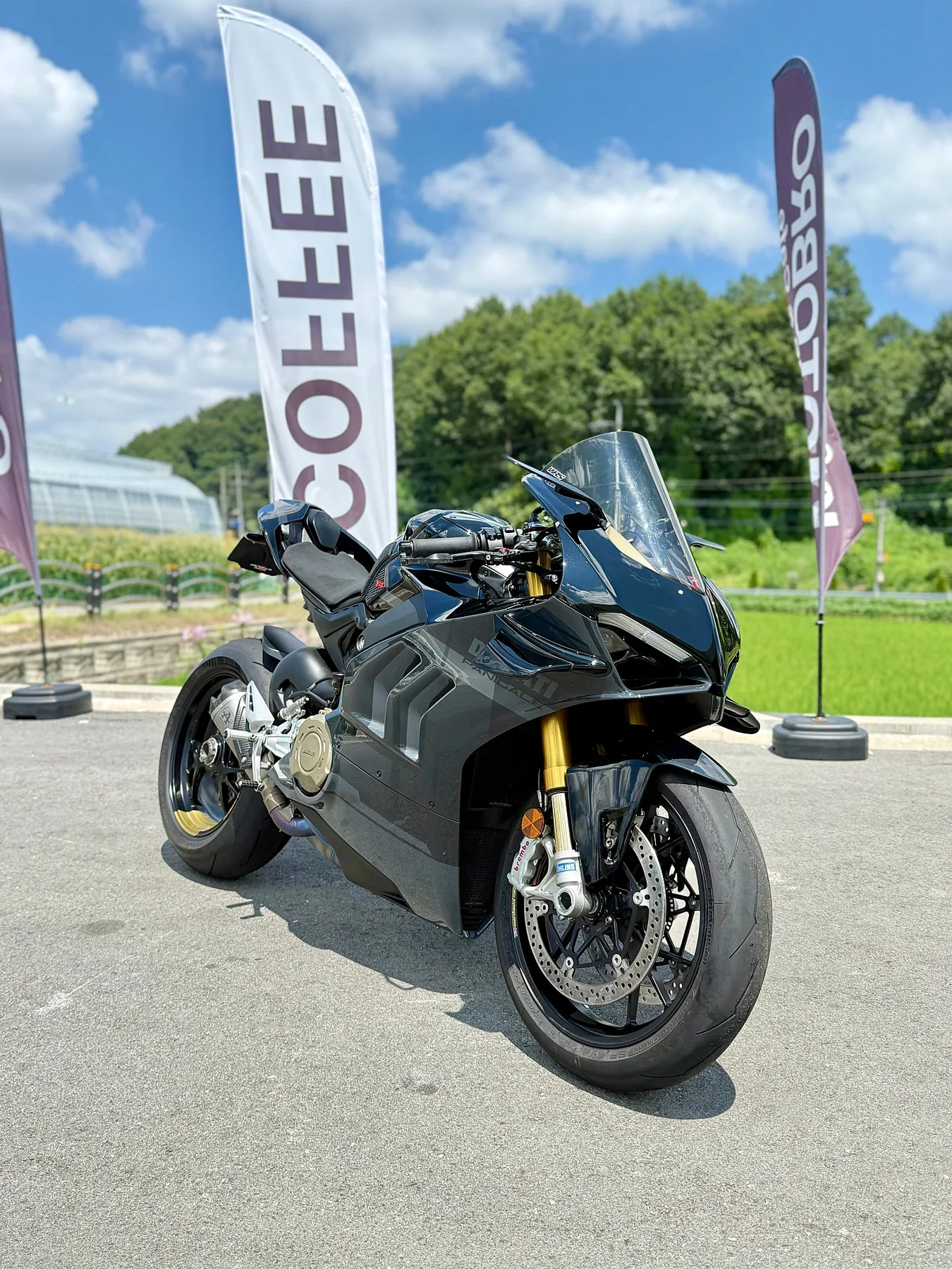두카티 파니갈레 V4 S 2021 블랙