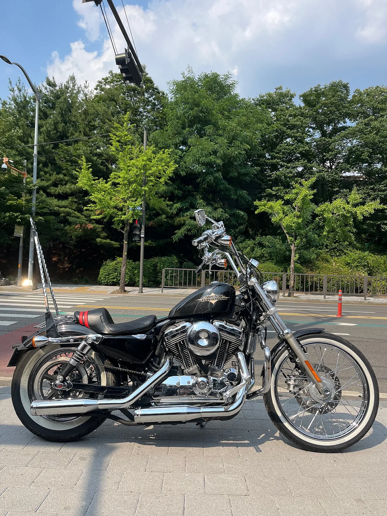 할리데이비슨 세븐티 투 XL1200V 2015 검정 사진 3