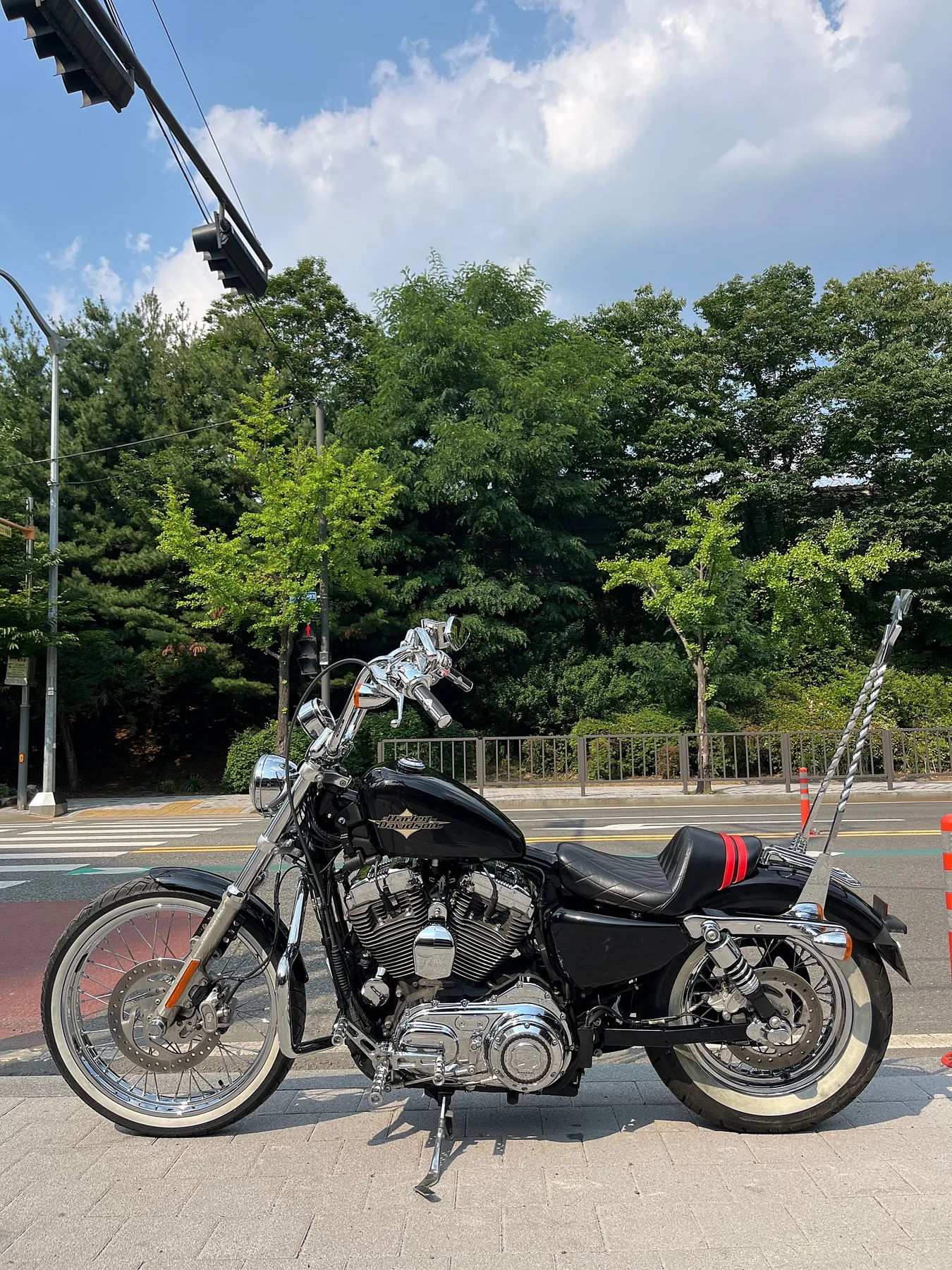 할리데이비슨 세븐티 투 XL1200V 2015 검정 사진 4