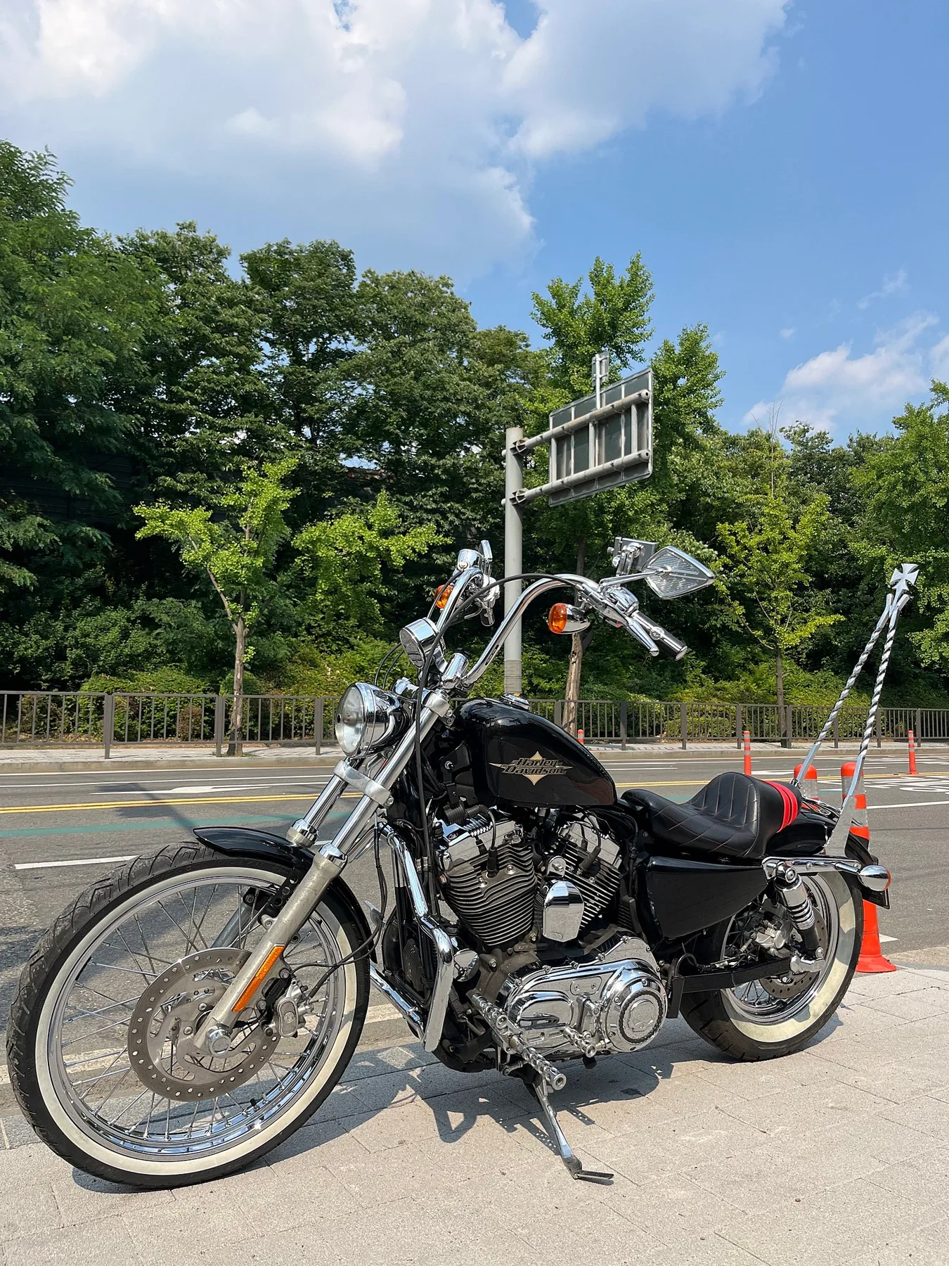 할리데이비슨 세븐티 투 XL1200V 2015 검정 사진 5