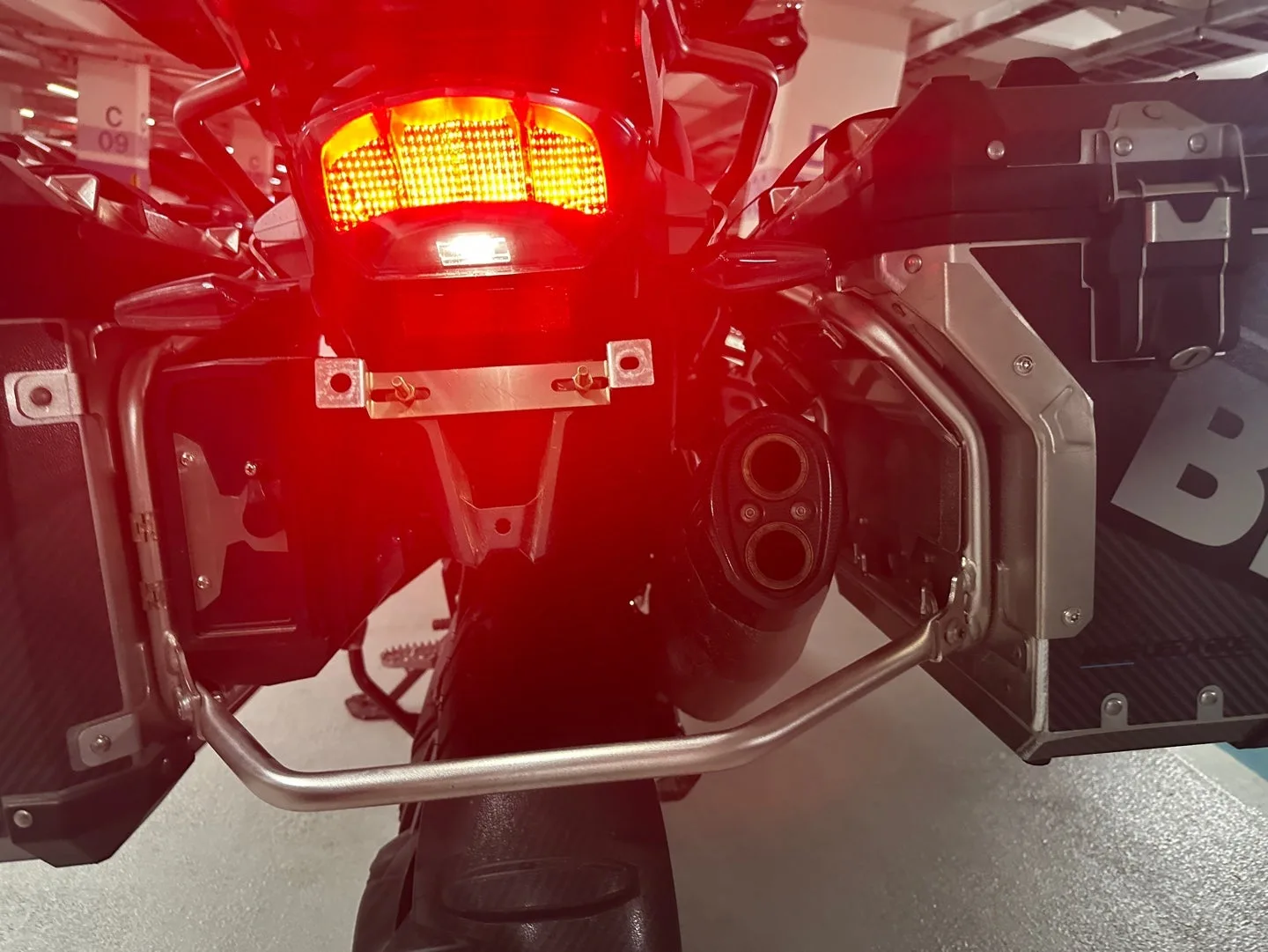 BMW R 1250 GS ADV 2023 블랙 사진 6