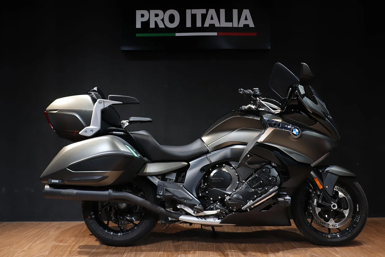 BMW K 1600 B 그랜드 아메리카 2024 실버 사진 1
