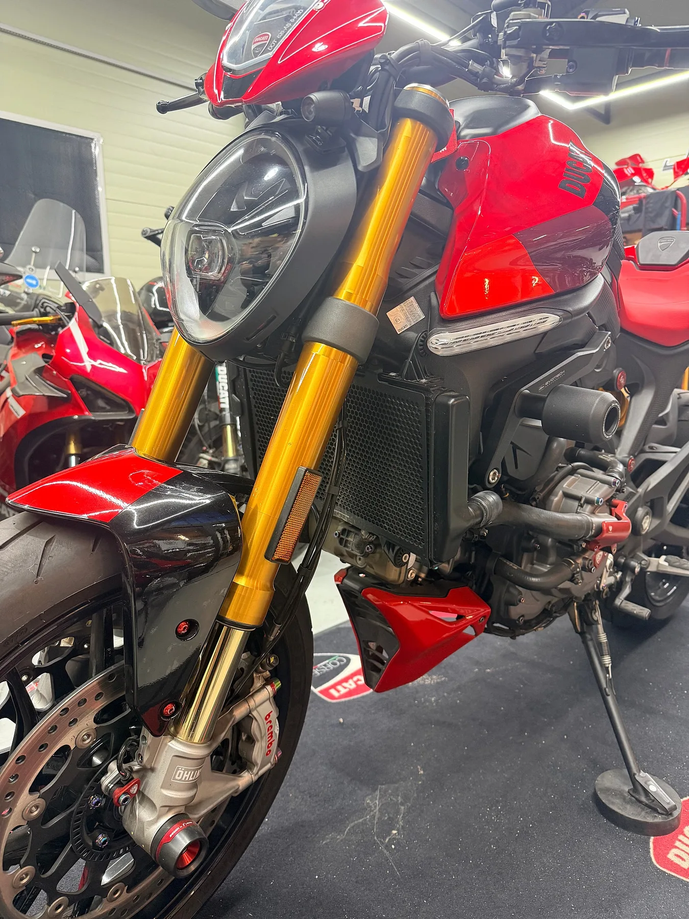 두카티 937 SP 2023 레드 사진 7