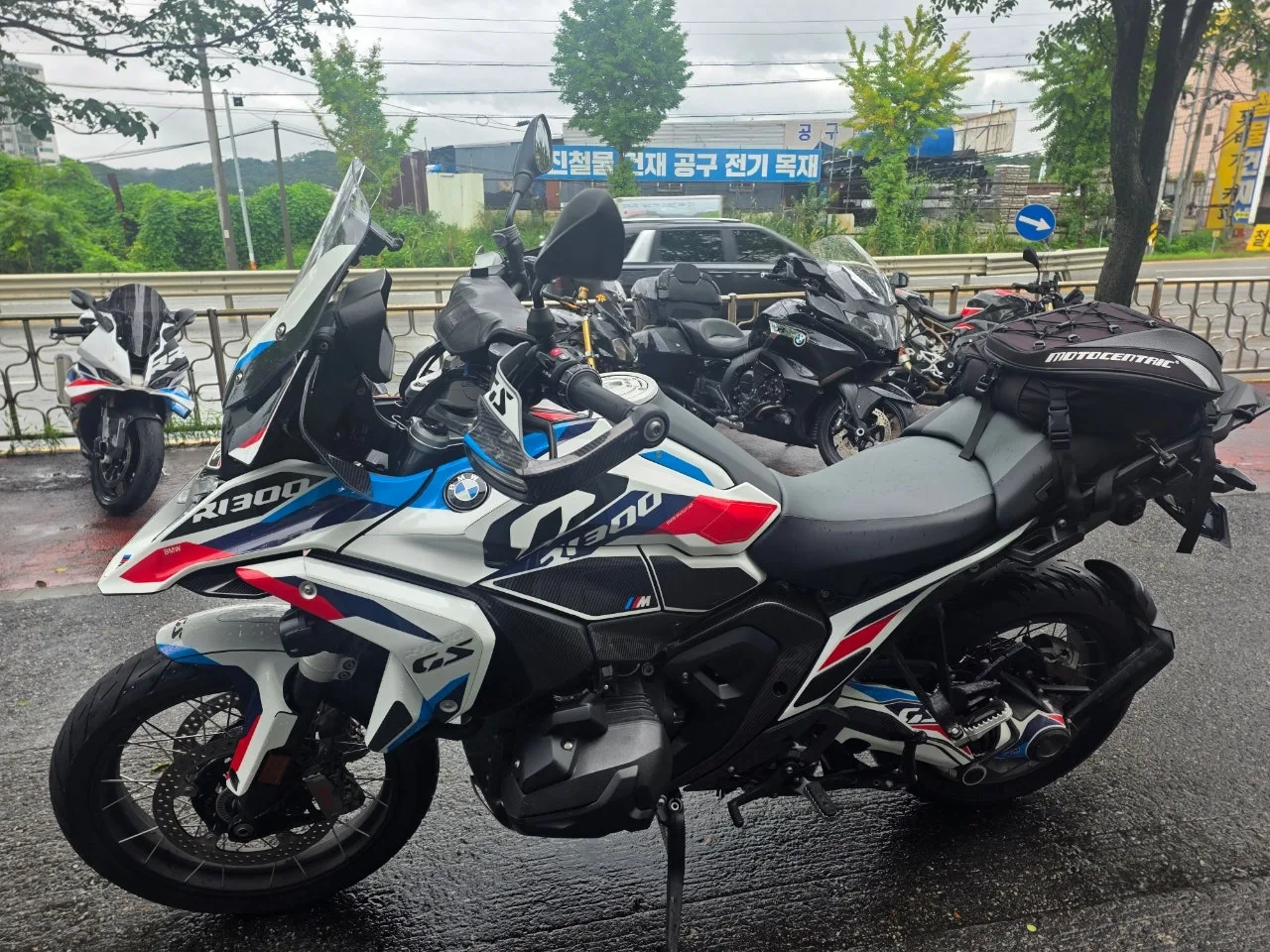 BMW R 1300 GS 2024 블랙 사진 3