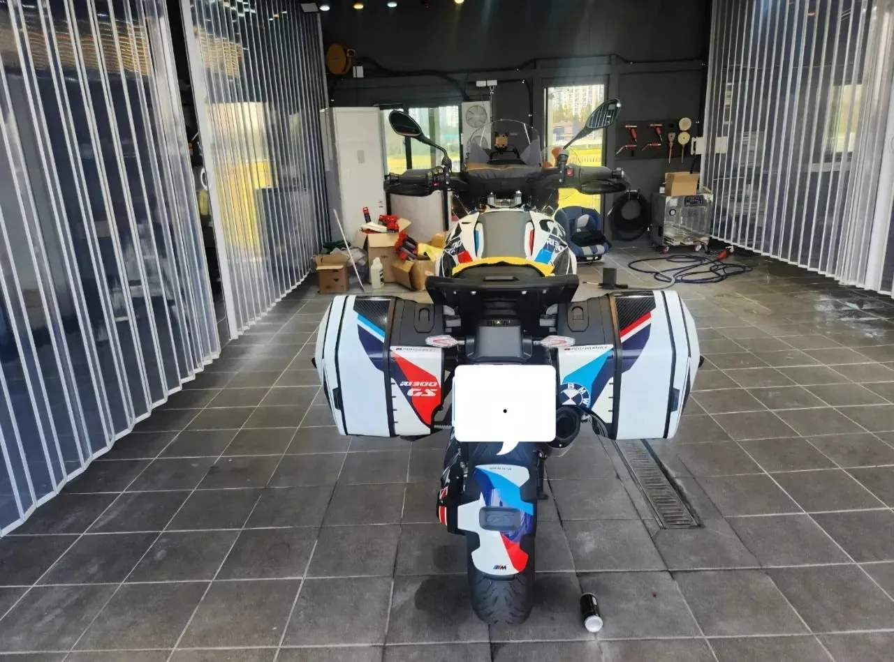 BMW R 1300 GS 2024 블랙 사진 7