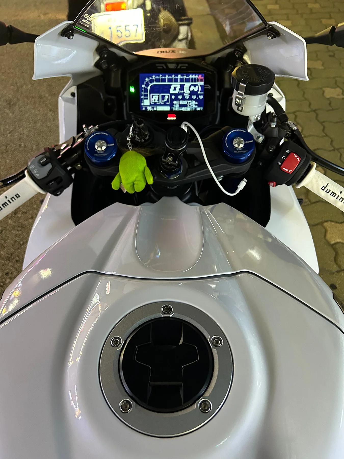 스즈키 GSX R 1000 R 2019 화이트 사진 4
