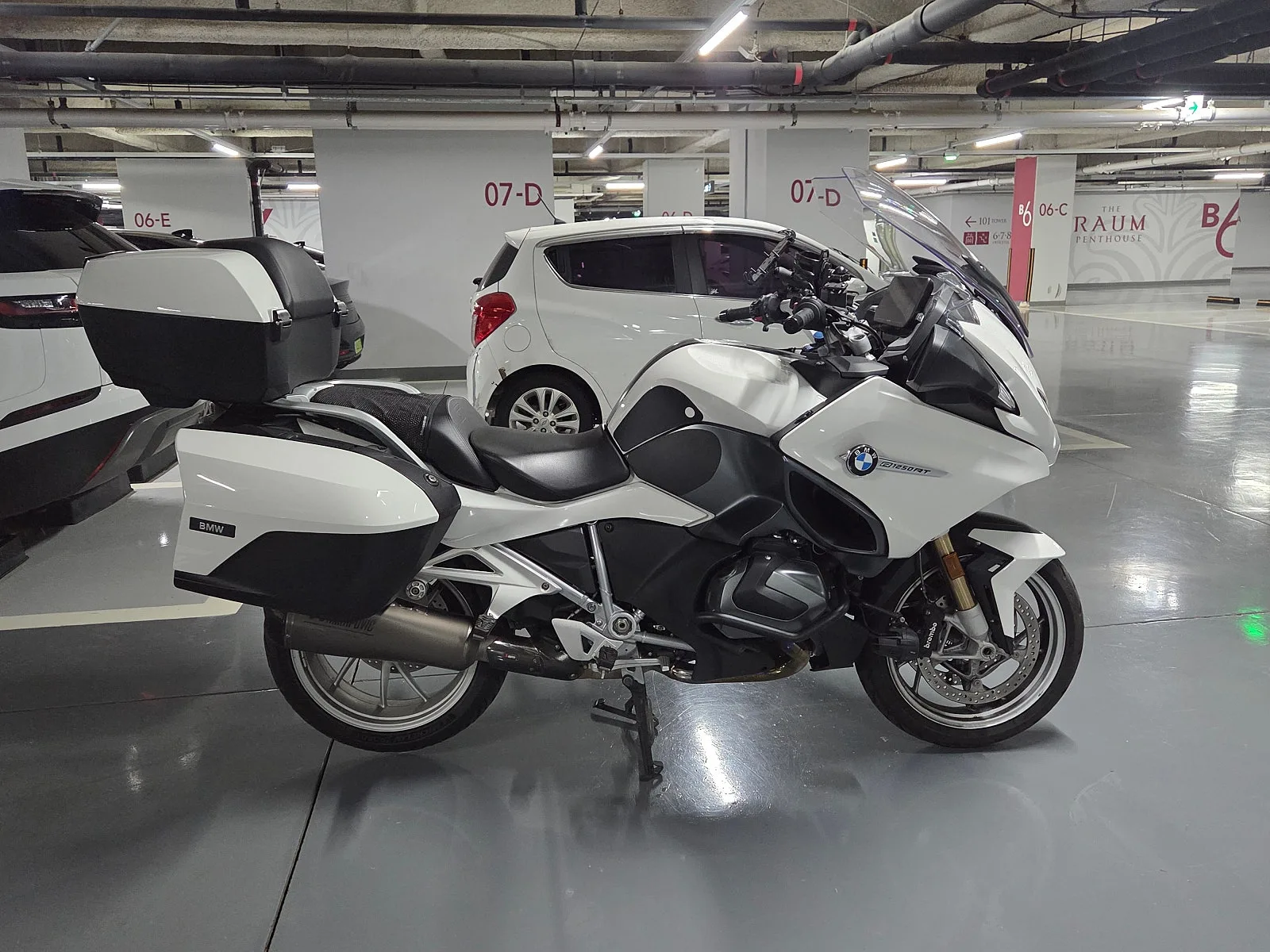 BMW R 1250 RT 2022 2022 화이트 사진 2