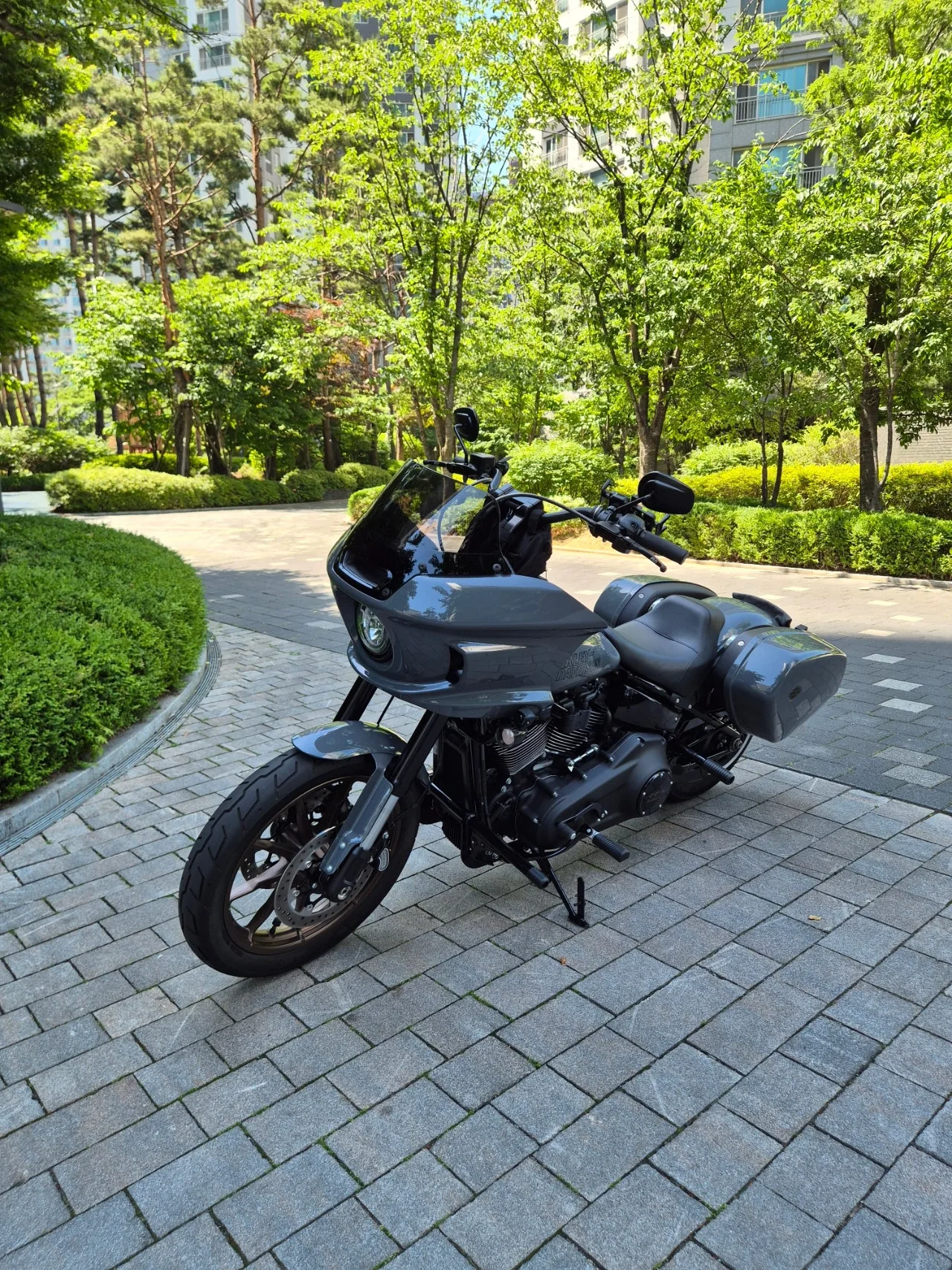 할리데이비슨 로우라이더 ST 2022 블랙 사진 3