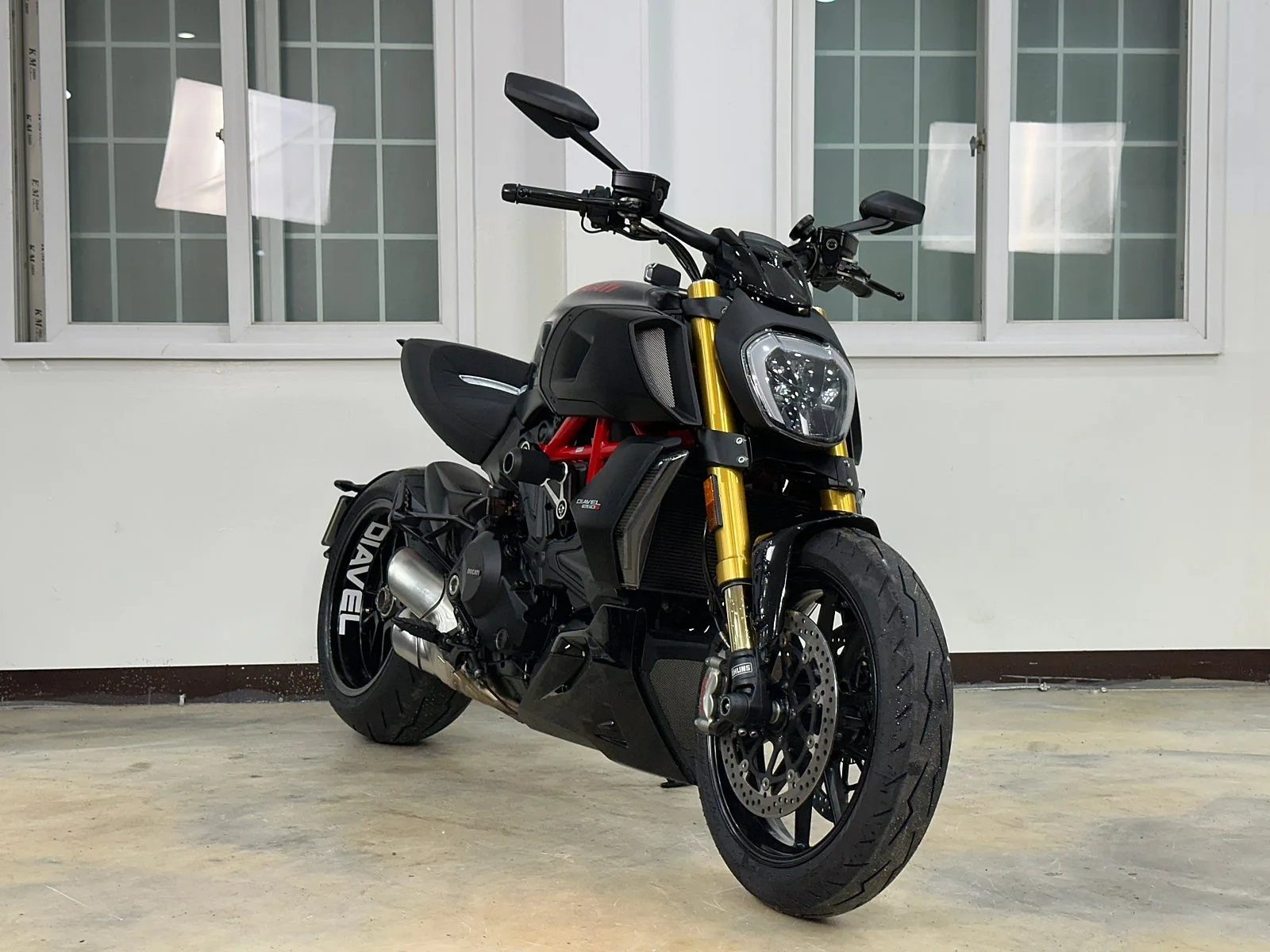 두카티 디아벨 1260 S 2022 검정
