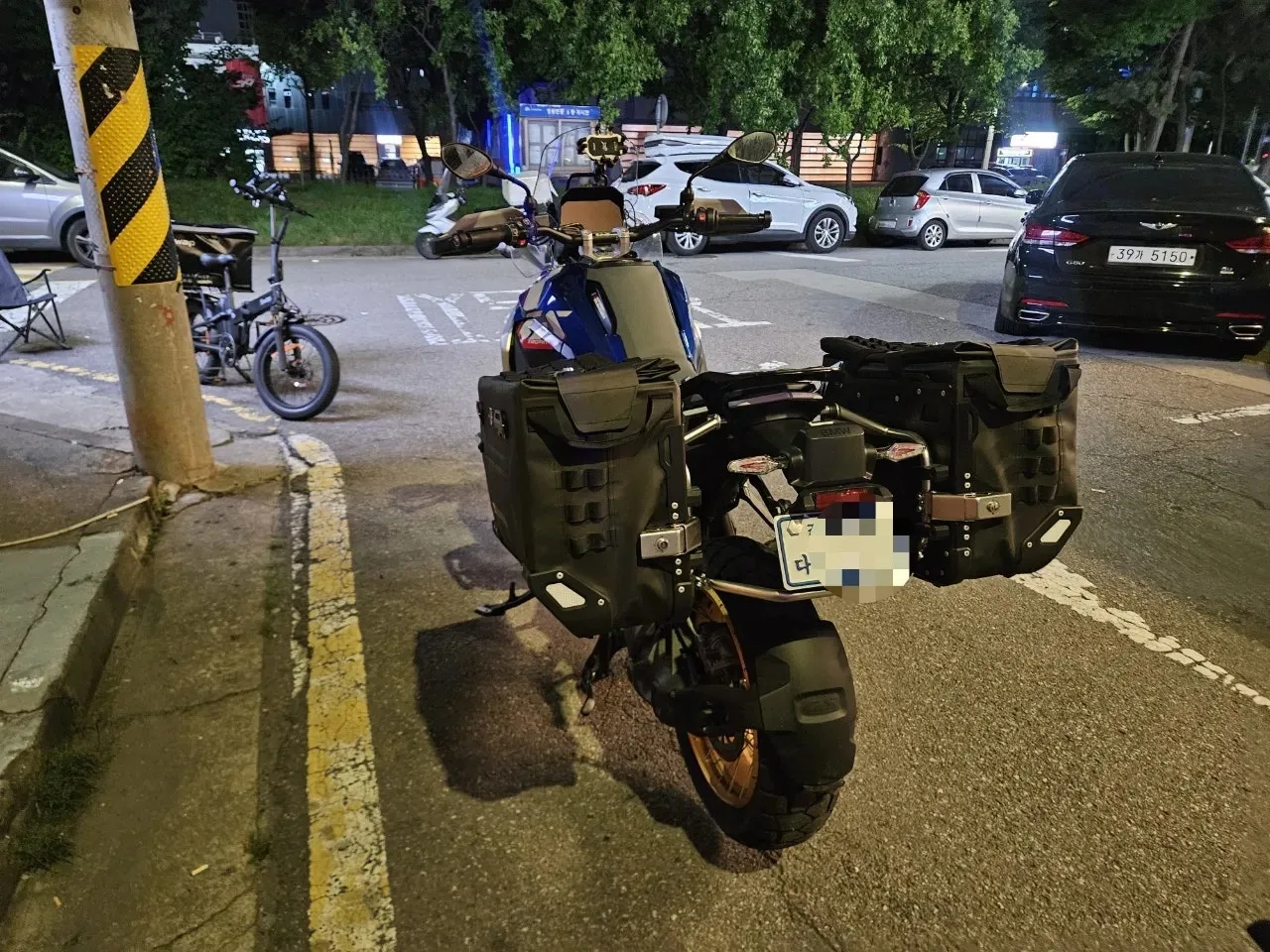 BMW R 1300 GS 트로피 2024 블랙 사진 6