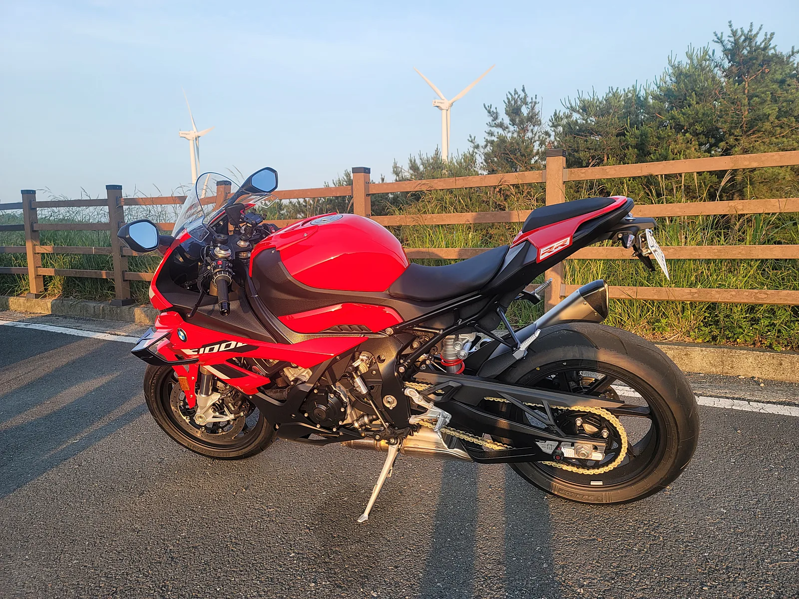 BMW S 1000 RR 2023 레이싱 레드 사진 5