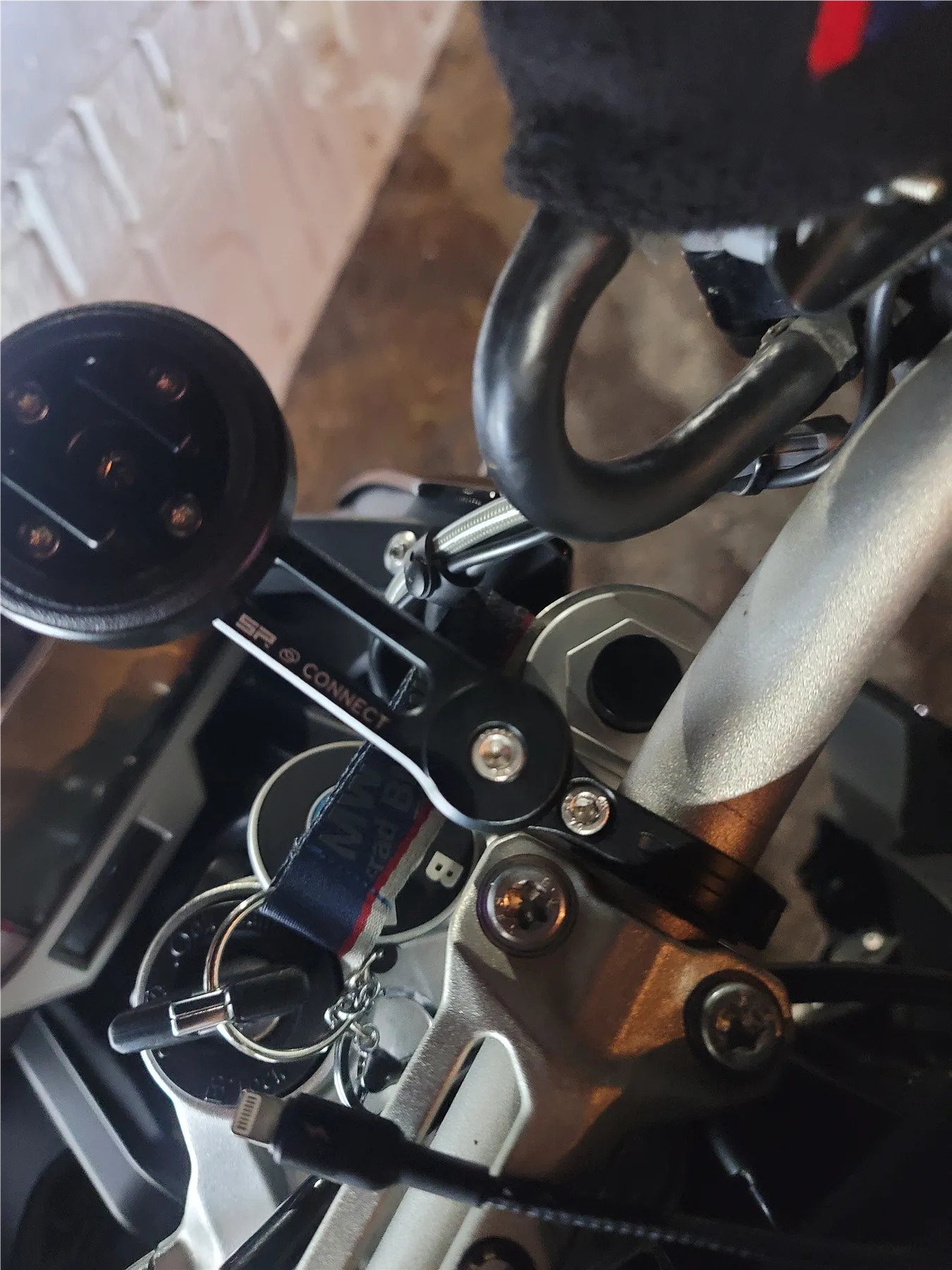 BMW S 1000 RR 2023 레이싱 레드 사진 6