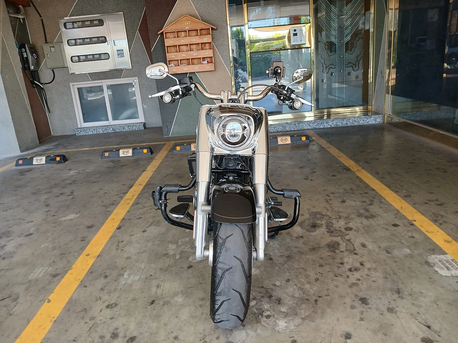 할리데이비슨 팻보이 117 2025 블랙 사진 3