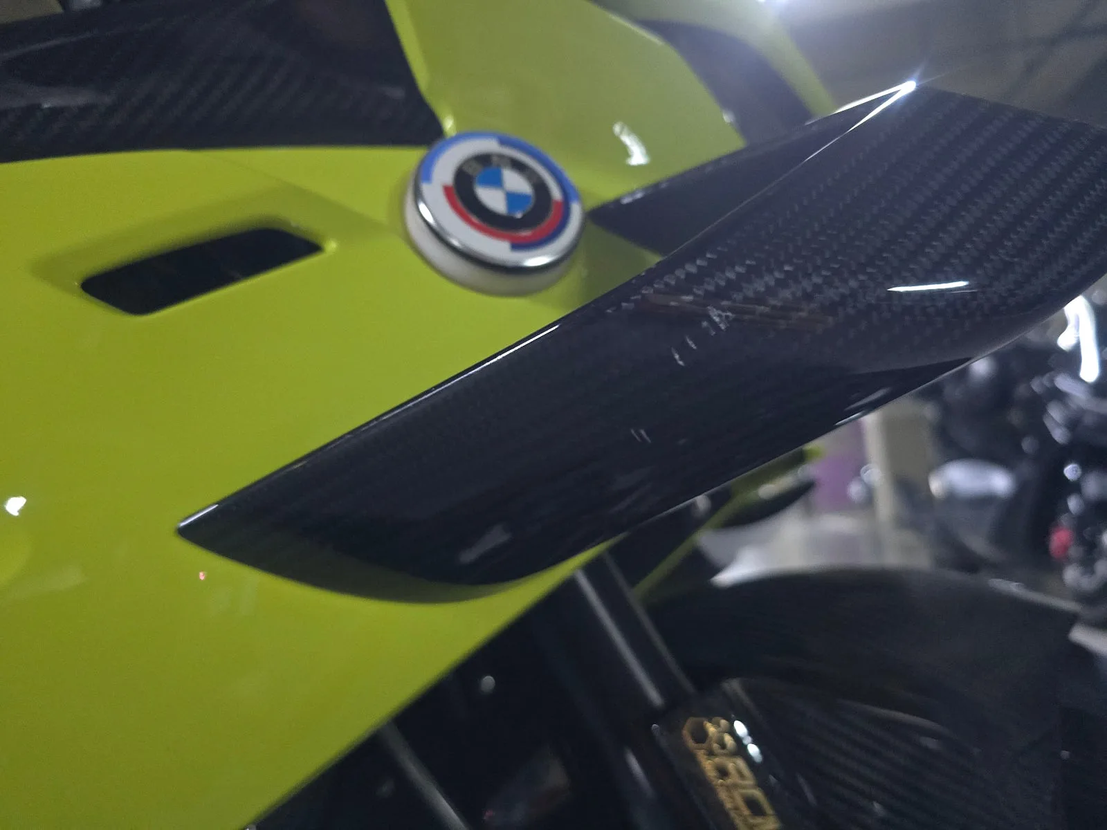 BMW M 1000 RR 2023 옐로 사진 8