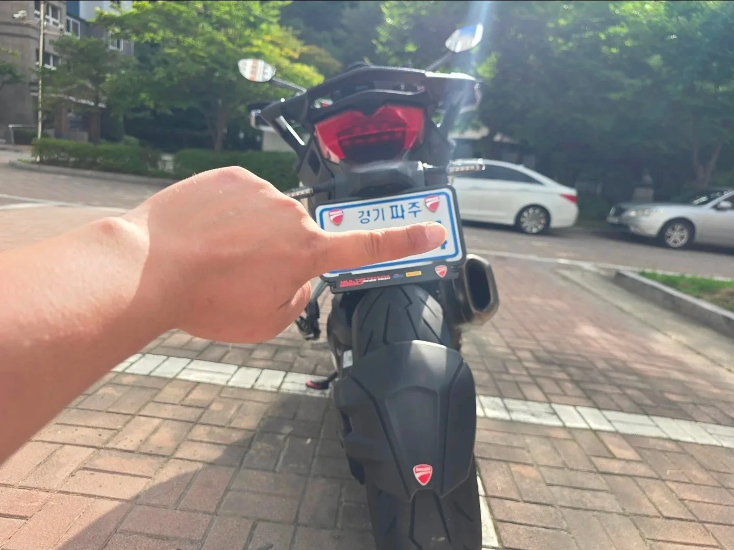 두카티 멀티스트라다 1260 파익스 피크 2019 레드 사진 5