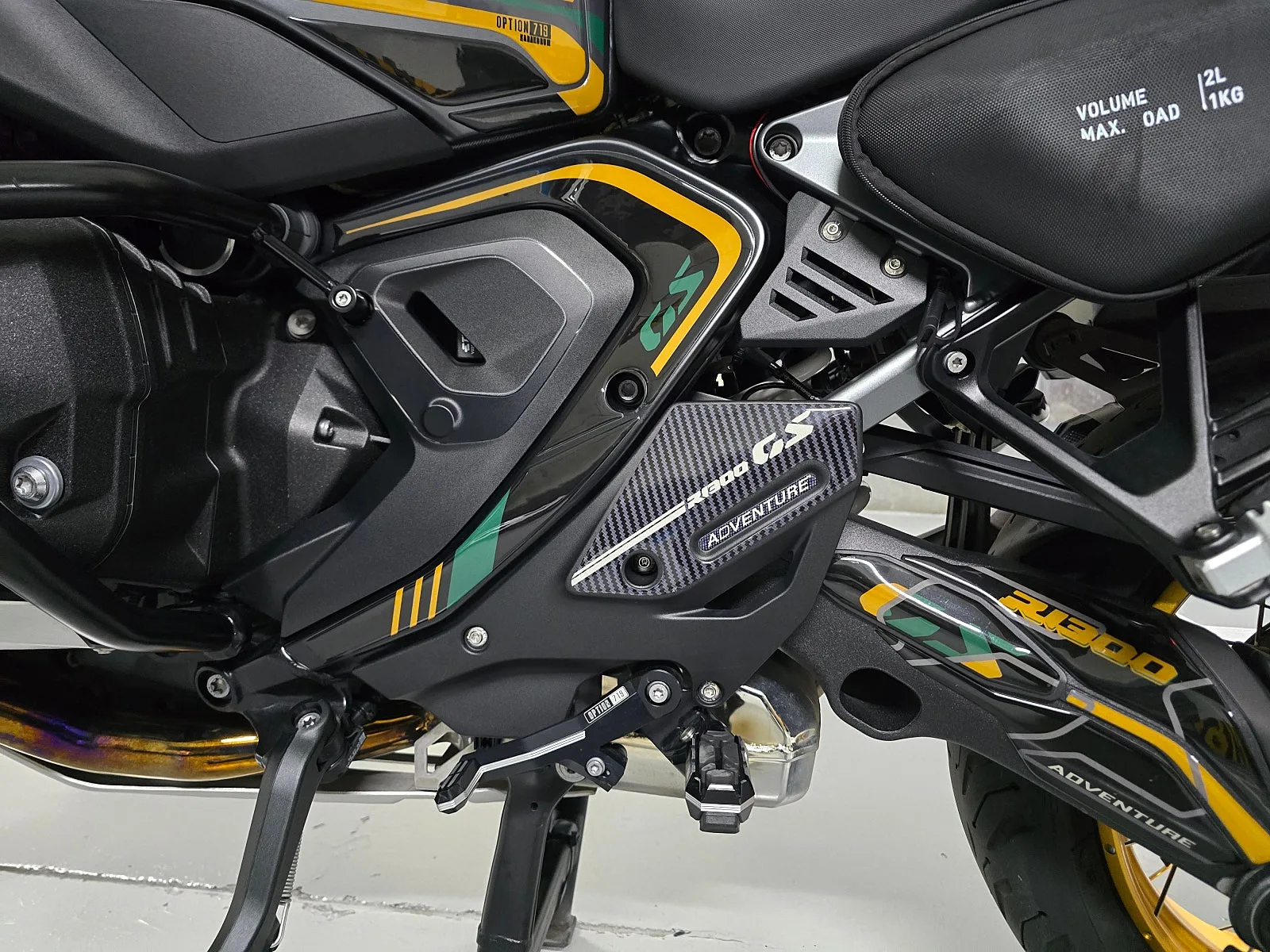 BMW R 1300 GS ADV OPTION719 2025 블랙 사진 7