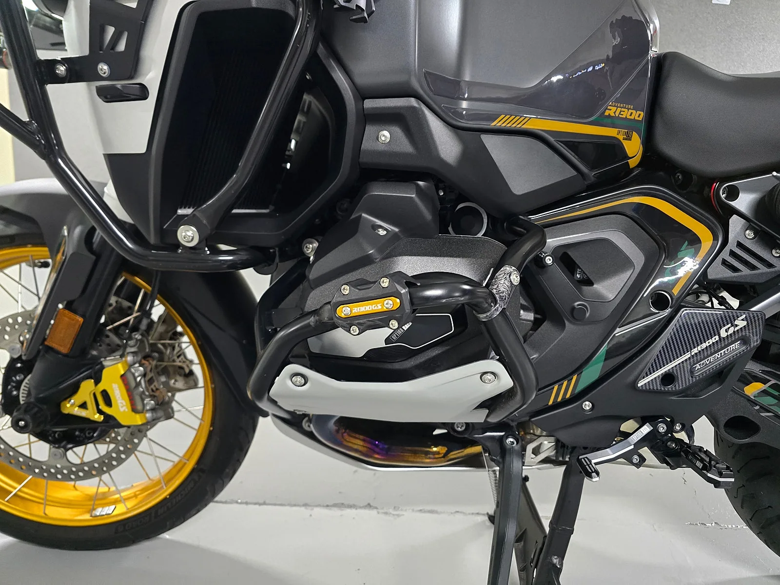 BMW R 1300 GS ADV OPTION719 2025 블랙 사진 8