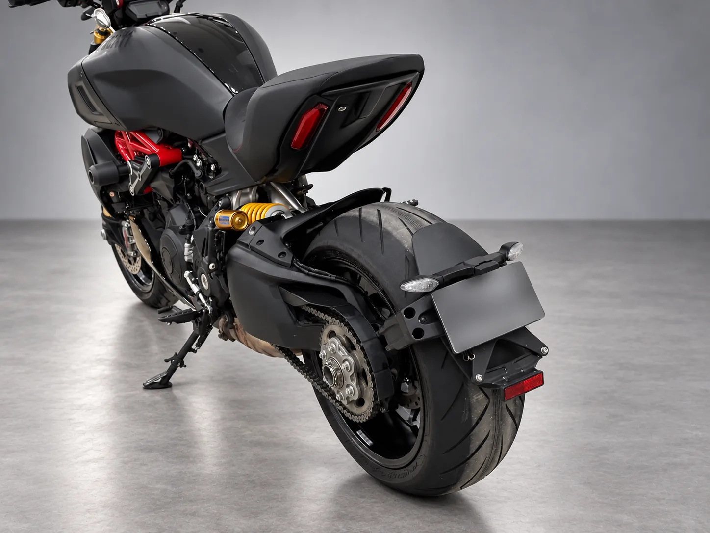 두카티 디아벨 1260 S 2022 블랙 사진 3