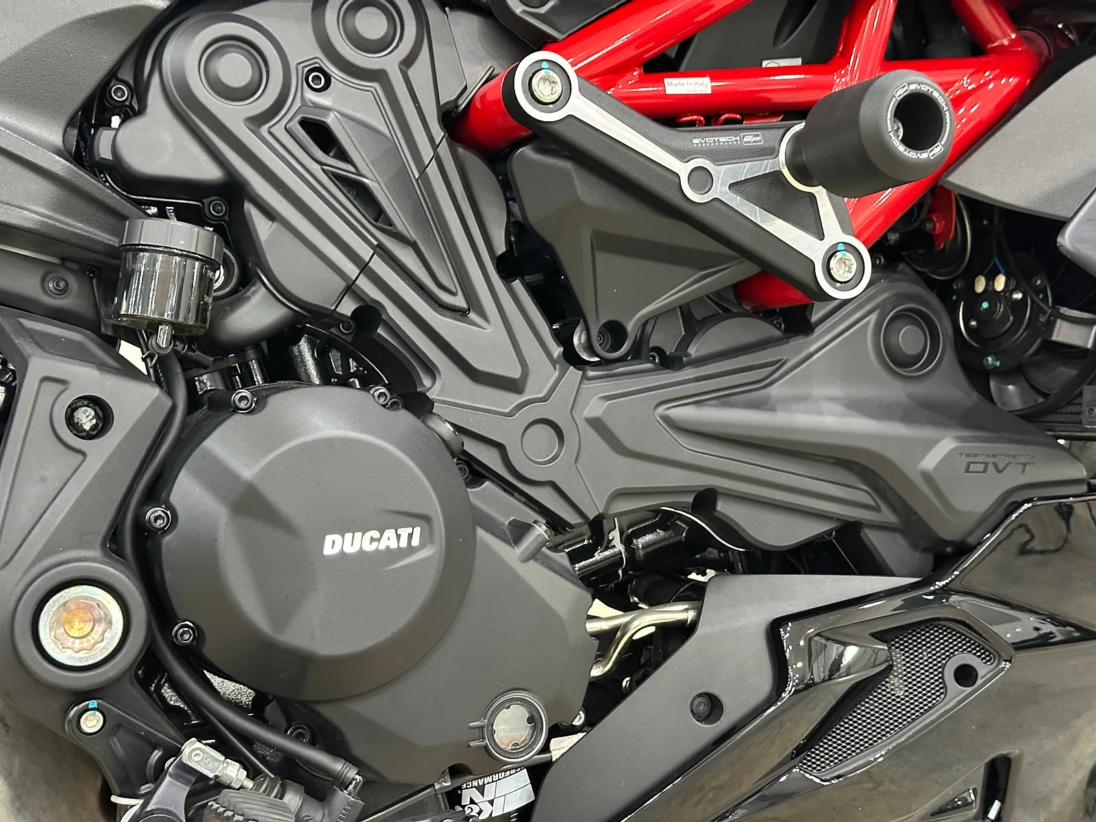 두카티 디아벨 1260 S 2022 블랙 사진 4